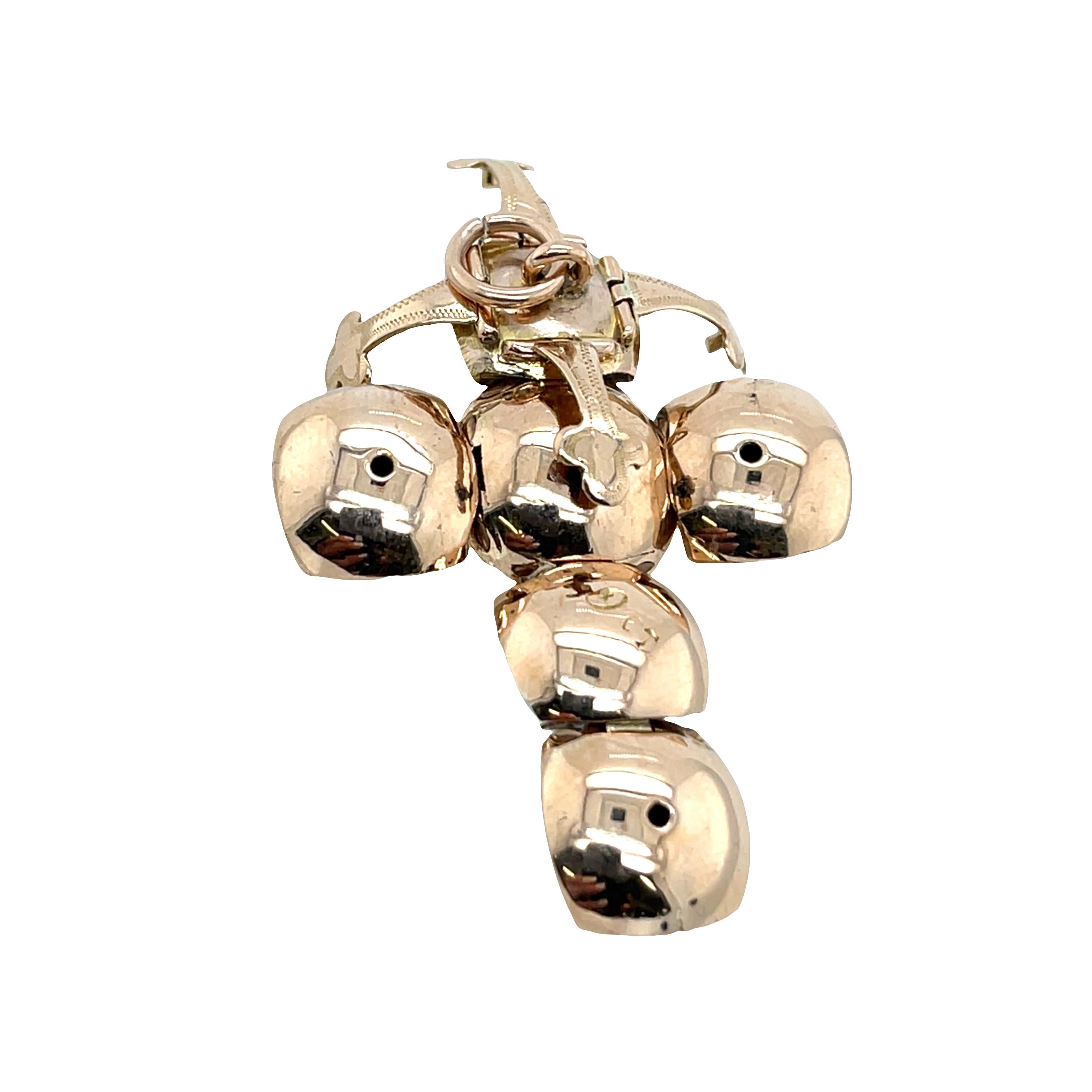 Vintage 9 Ct Gold and Silver Masonic Ball Pendant In Good Condition For Sale In London, GB