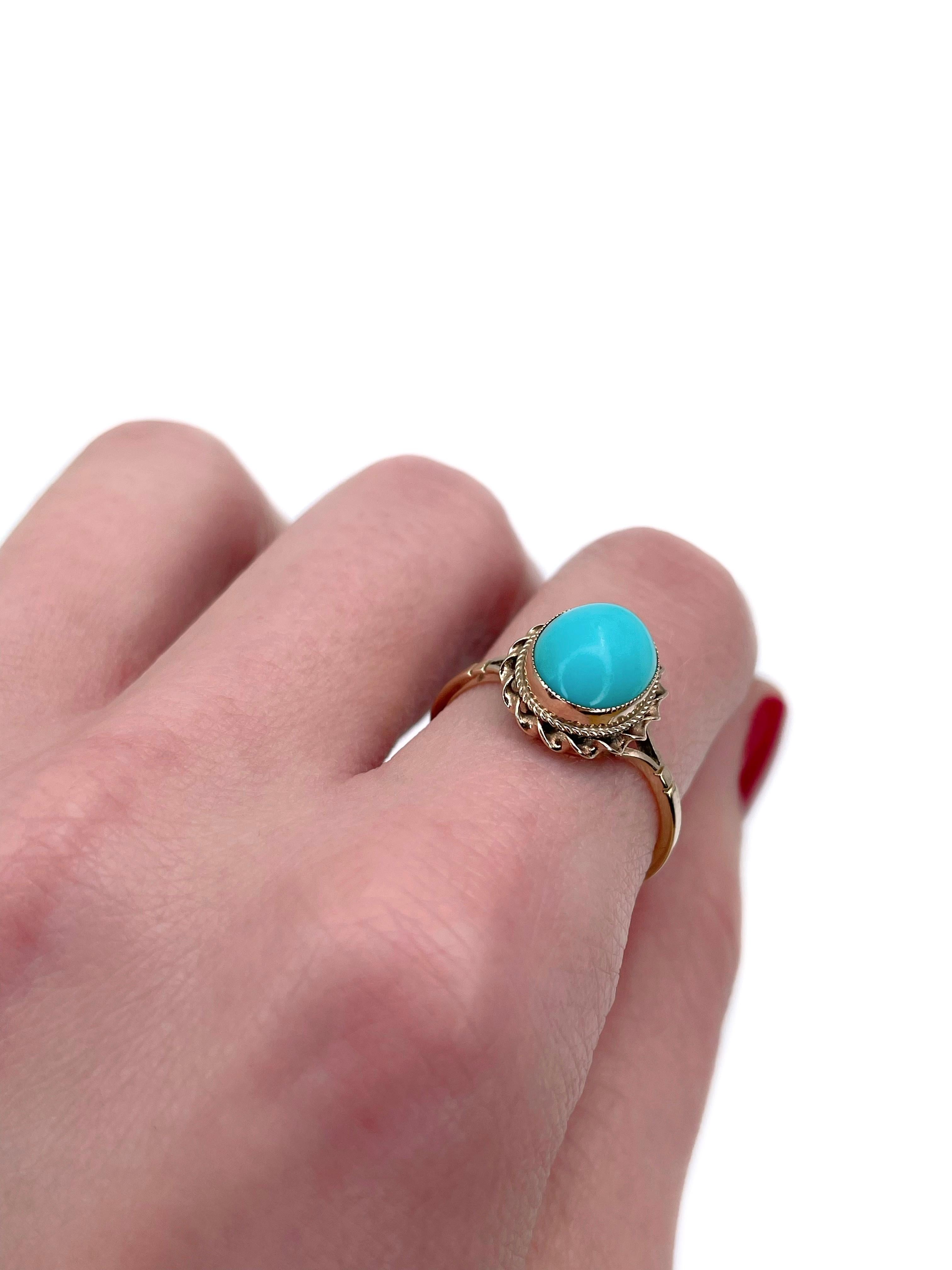 Modern Vintage 9 Karat Gold Cabochon Cut Turquoise Oval Ring For Sale
