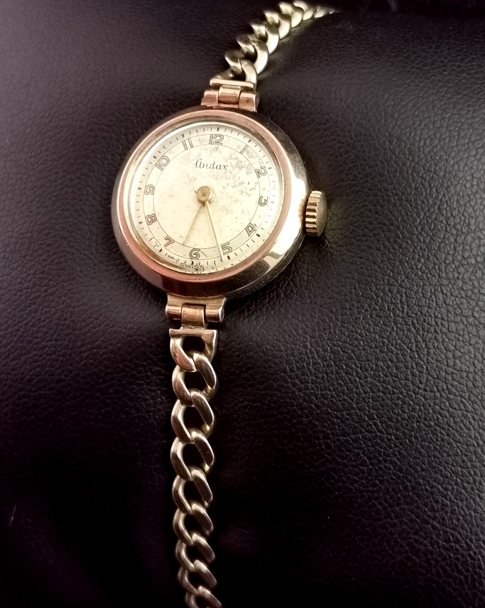 Vintage 9 Karat Gold Ladies Wristwatch, Curb Link Bracelet, 1950s 4