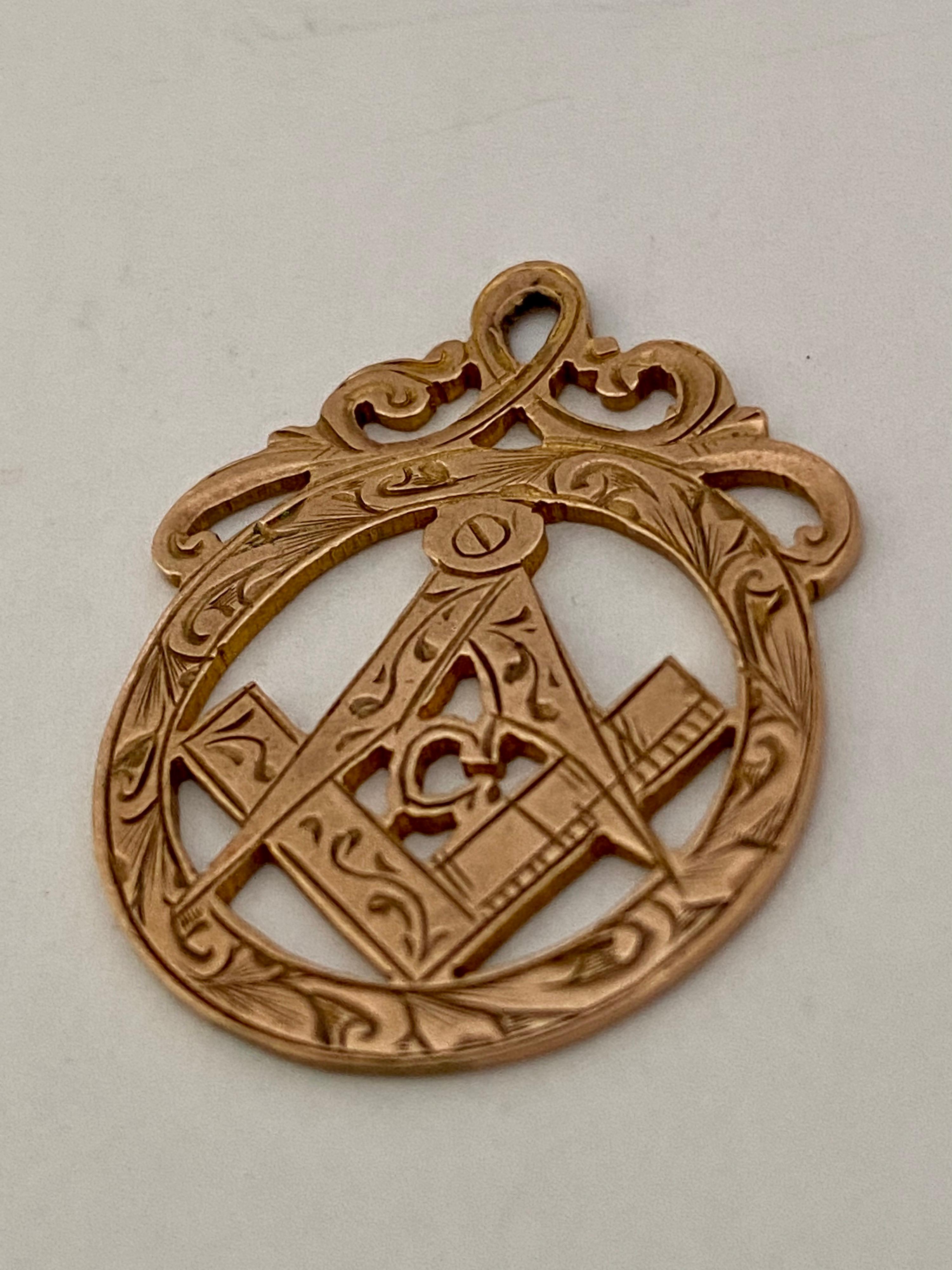 Women's or Men's Vintage 9 Karat Gold Masonic Pendant For Sale