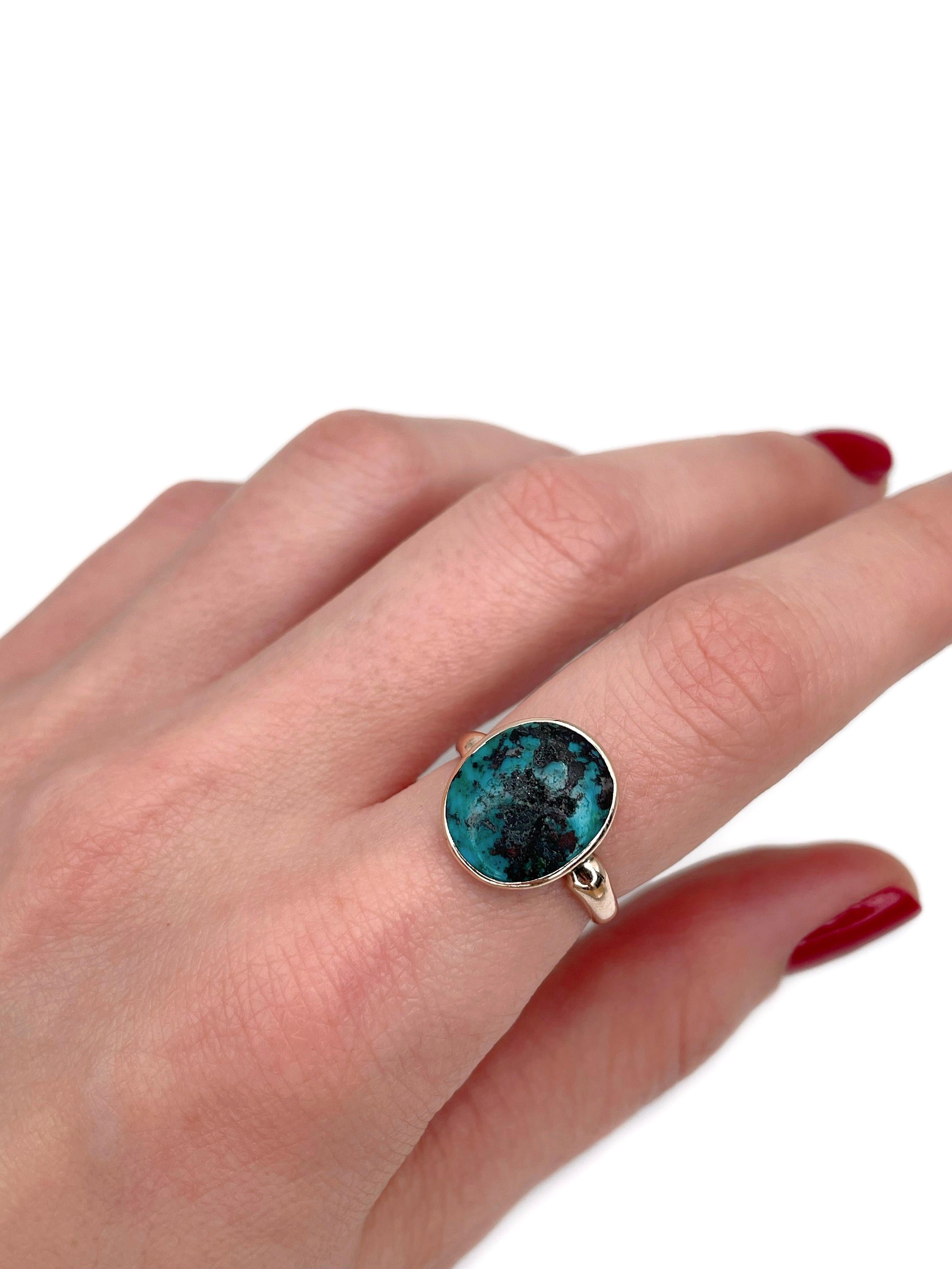 This is a vintage ring crafted in 9K gold. Circa 1970.

The piece features oval cabochon cut matrix turquoise.

Signed with “9ct” and “CG&S”.

Weight: 3.09g
Size: 17 (US 6.5)


IMPORTANT: please ask about the possibility to resize before purchase.