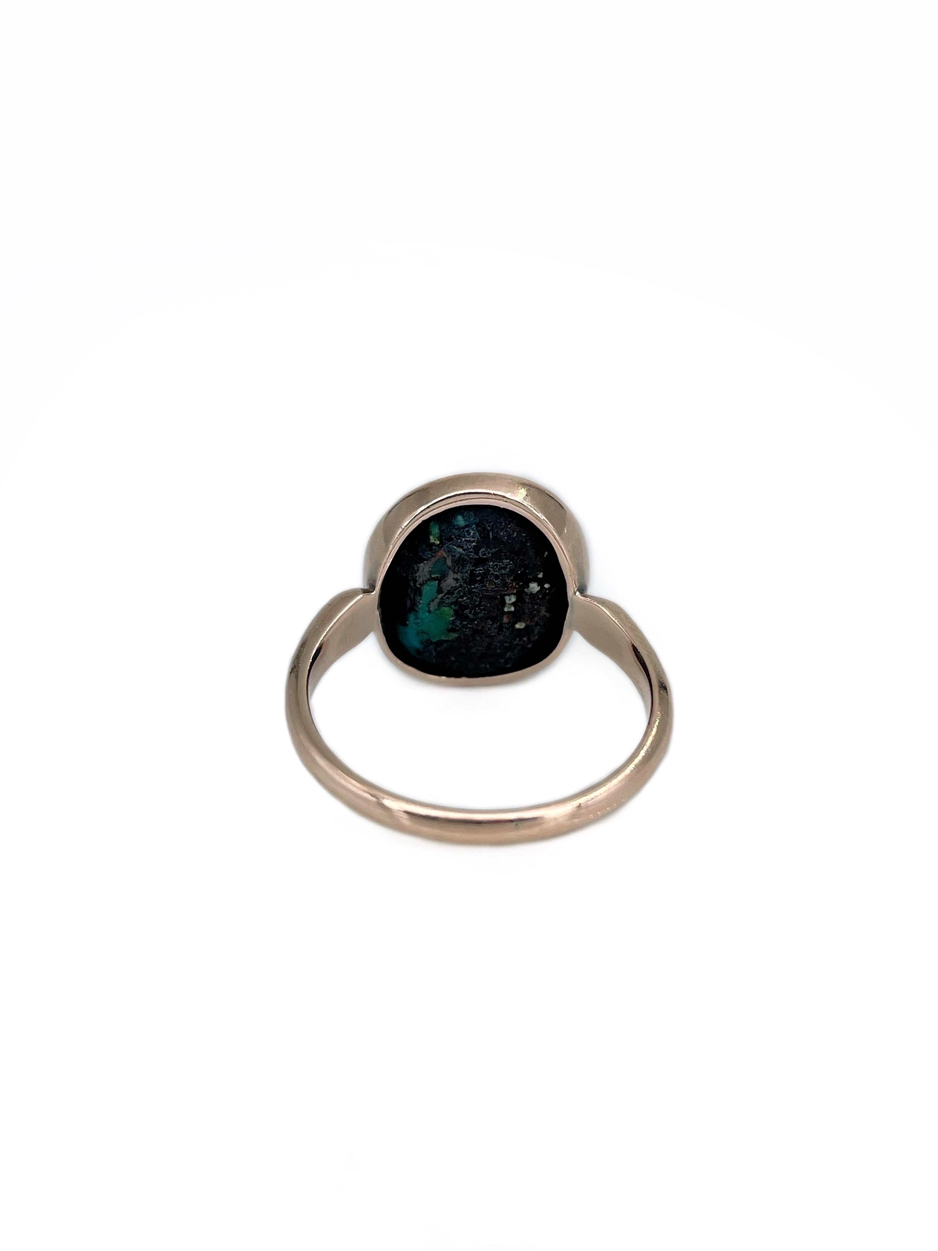 Vintage 9 Karat Gold Oval Turquoise Ring In Good Condition For Sale In Vilnius, Vilniaus apskr.
