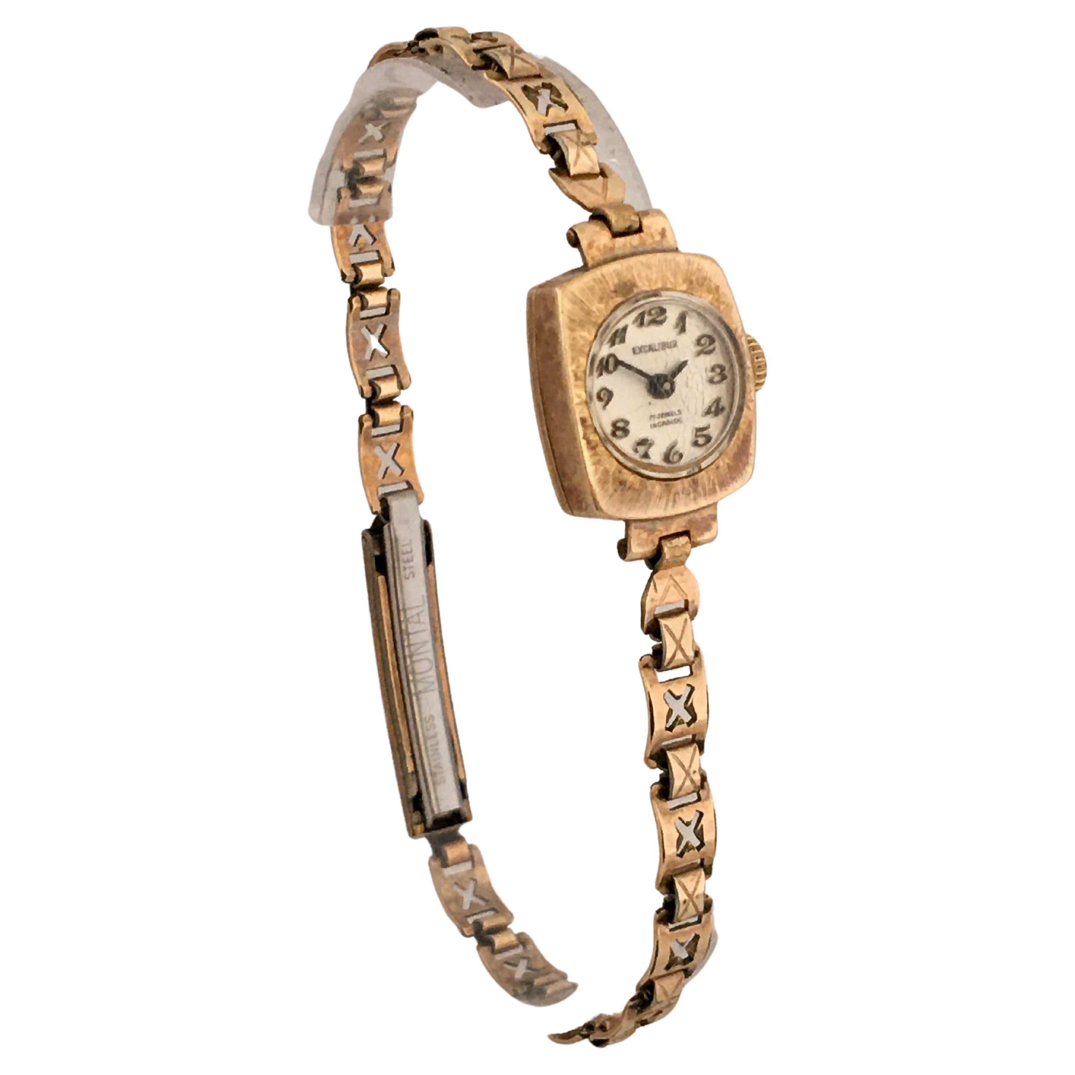 Vintage 9 Karat Gold Swiss Mechanical Ladies Watch For Sale