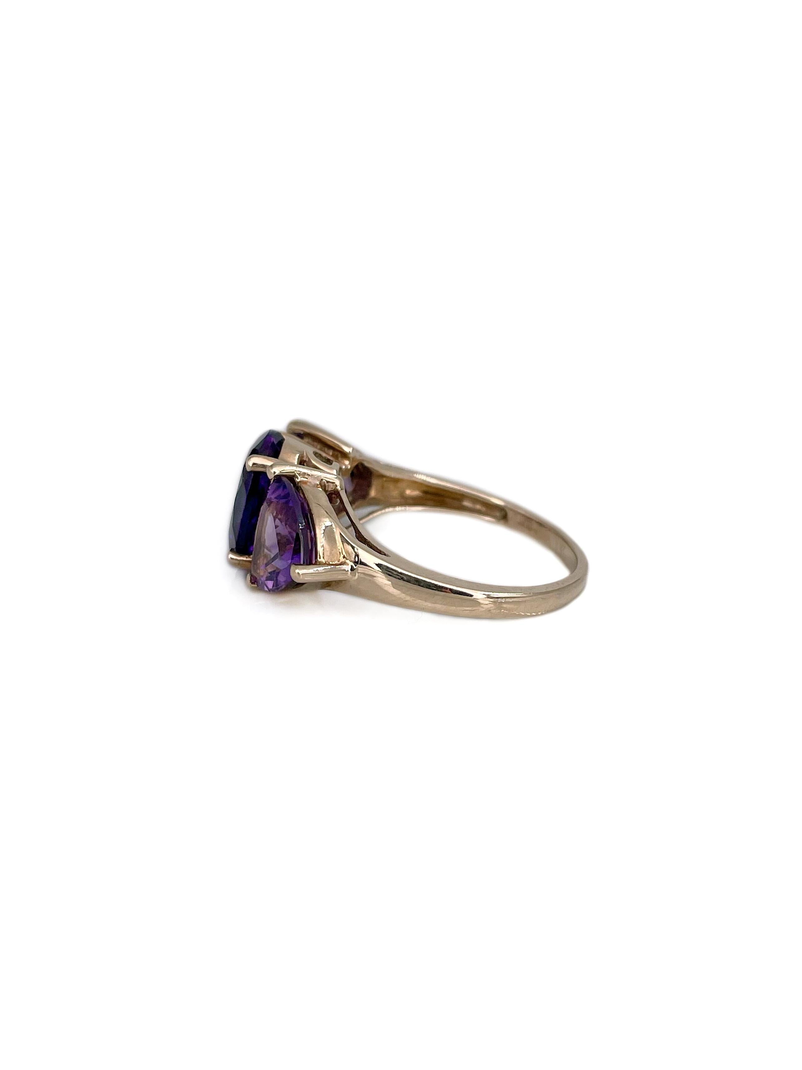 Mixed Cut Vintage 9 Karat Gold TW 5.60 Carat Amethyst Three-Stone Ring For Sale