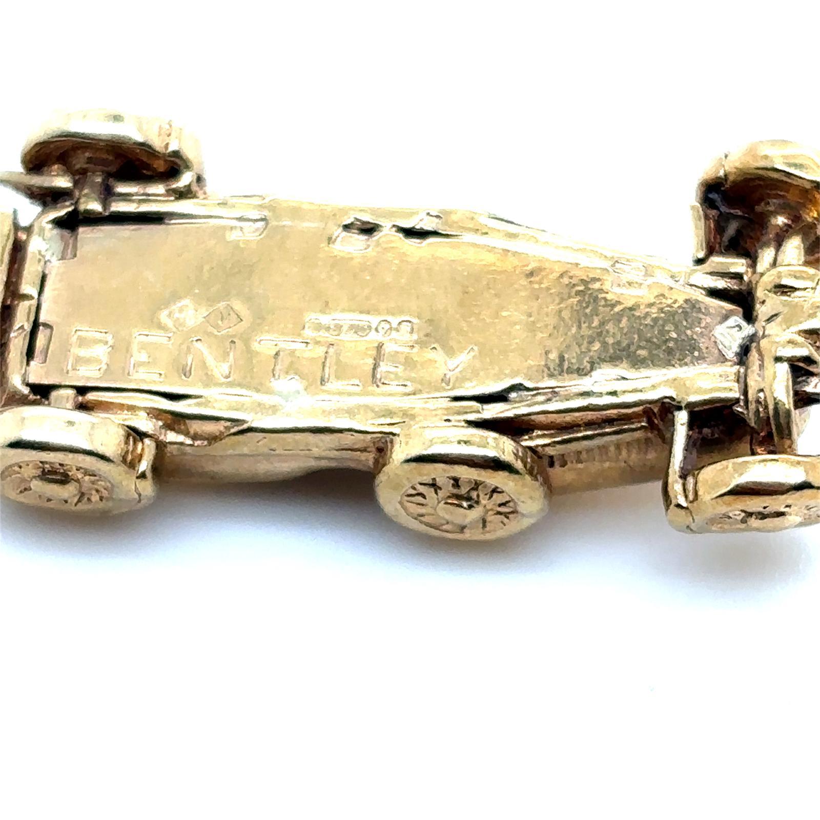 Bentley Le Mans Tourer Breloque vintage en or jaune 9 carats en vente 5