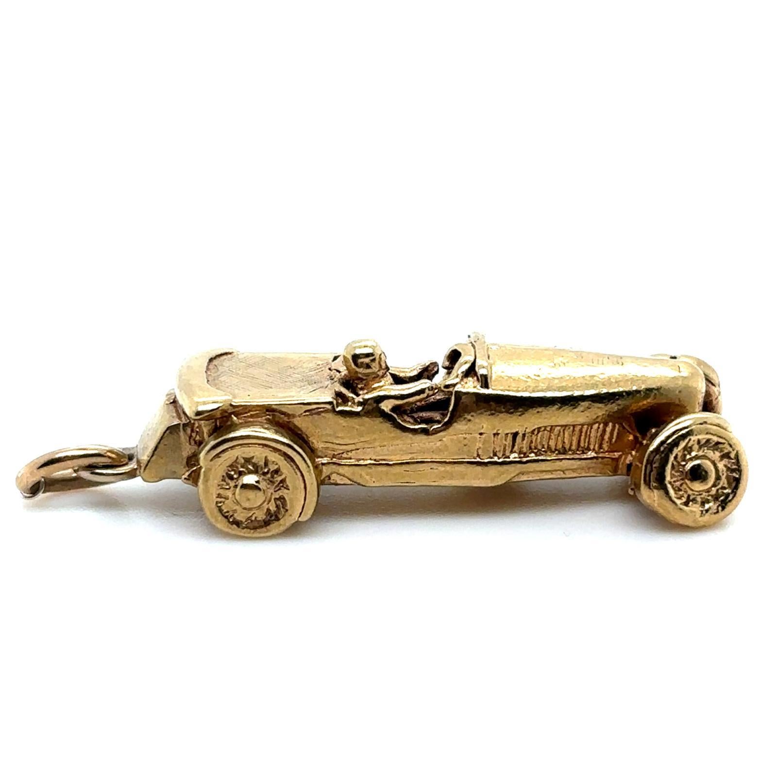 Rétro Bentley Le Mans Tourer Breloque vintage en or jaune 9 carats en vente
