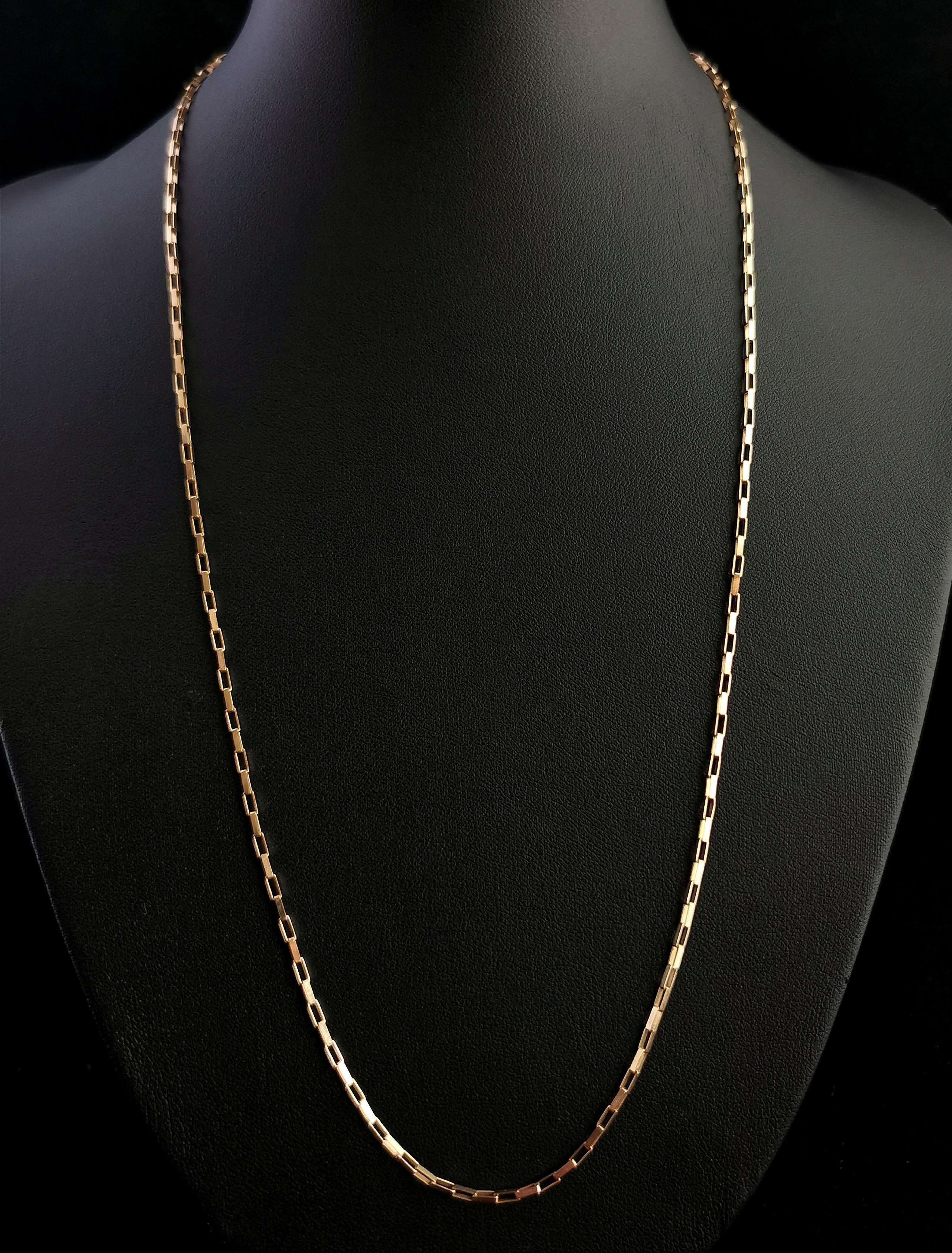 Vintage 9 Karat Yellow Gold Chain Necklace, Boxy Belcher Link, c1990s 1