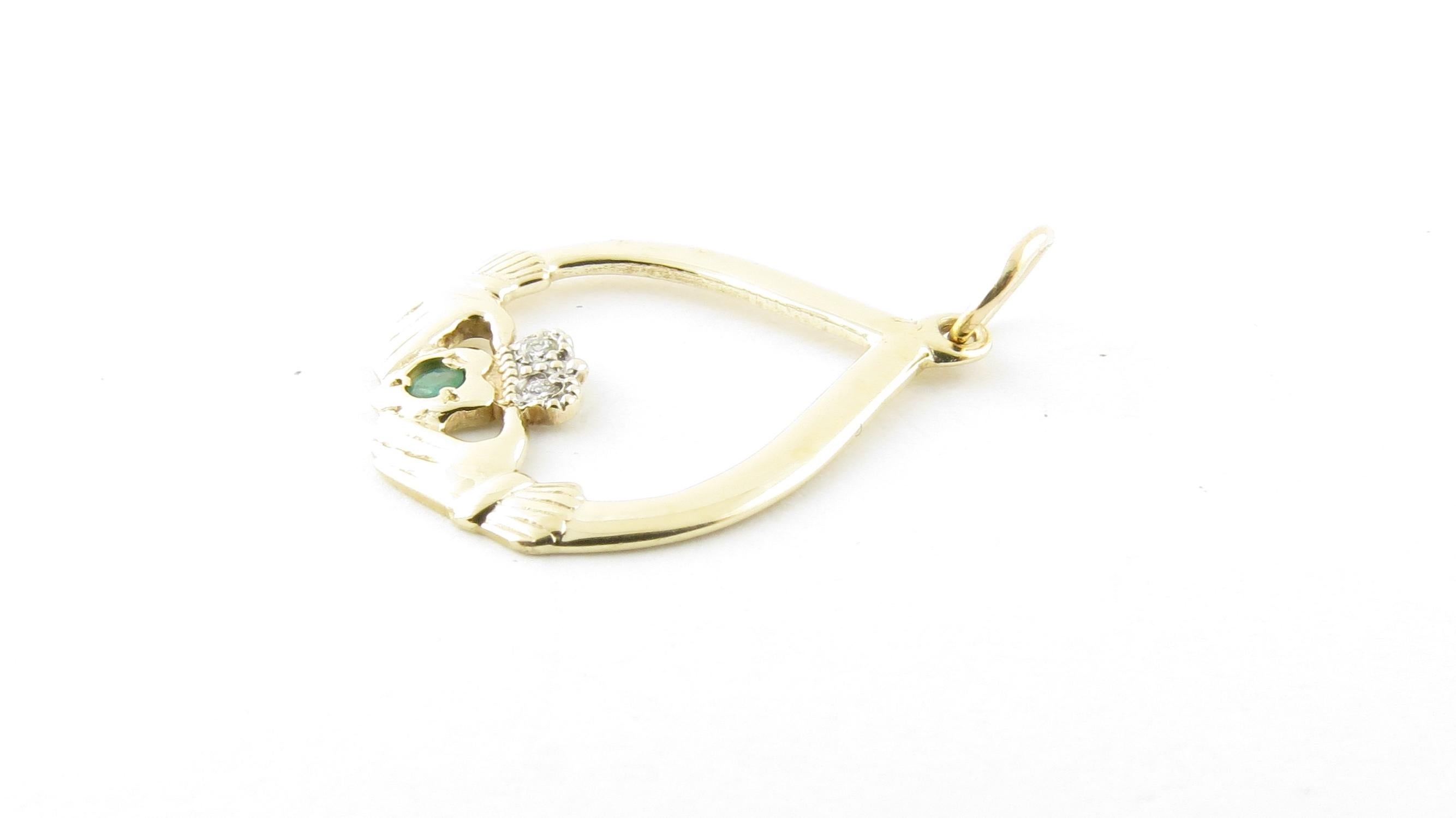 Vintage 9 Karat Yellow Gold Emerald and Diamond Claddagh Pendant #4129 2