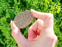 Vintage 9 Karat Yellow Gold Loupe (1971)