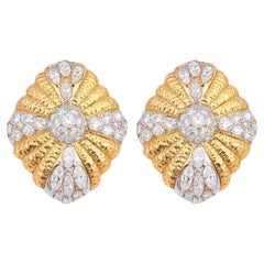 Vintage 9.00 carat diamond 18k two tone gold earrings