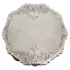 900 Silver Large Compact