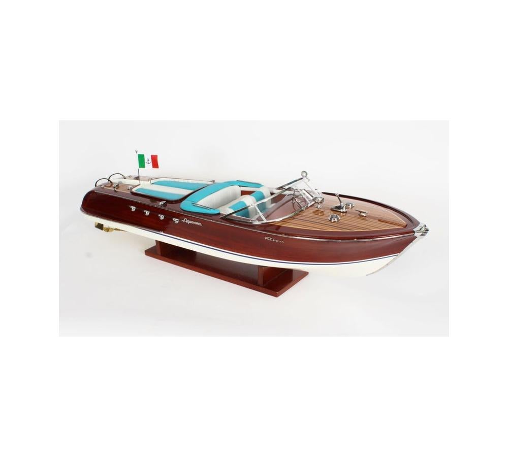 Fatto a mano Modello d'epoca di 90 cm di un motoscafo Riva Aquarama Limited Edition, 20° Secolo in vendita