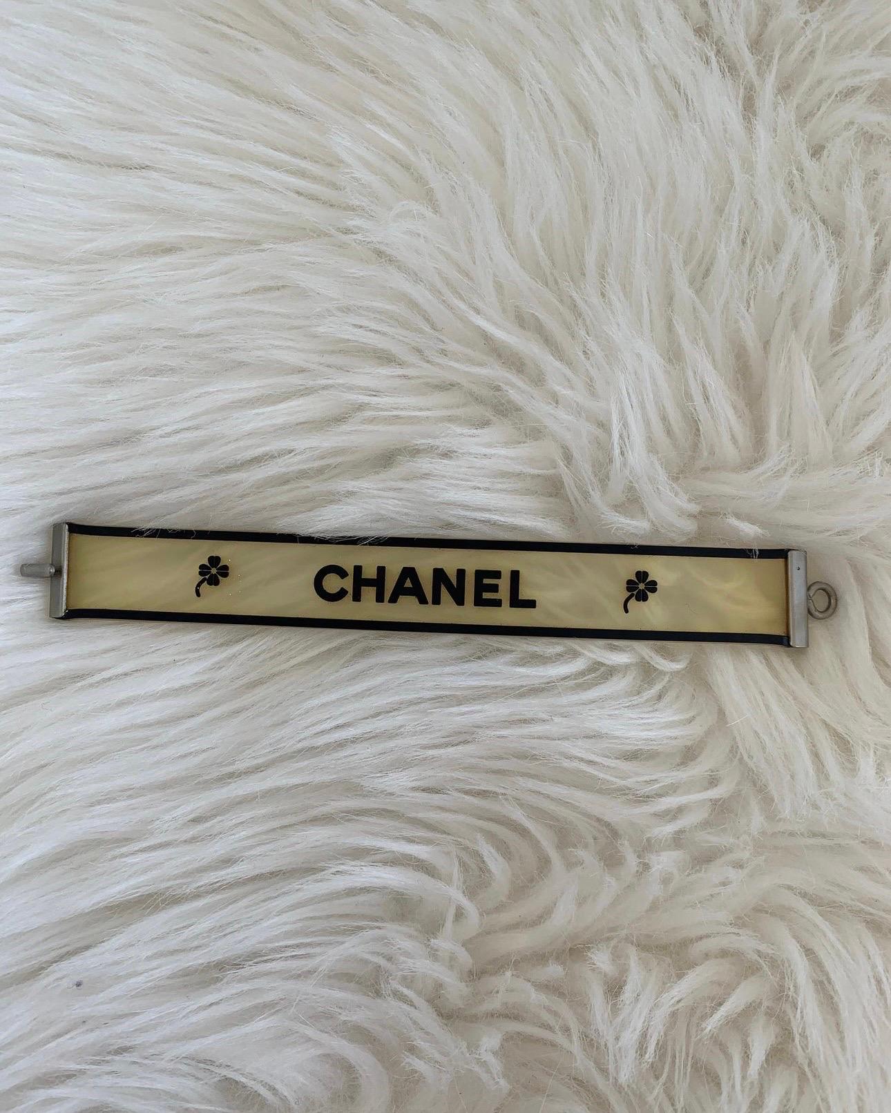 Vintage 90’s 99P CHANEL CC Bracelet Logos Clear Black Letters Rubber Gummy Cuff In Excellent Condition For Sale In Malibu, CA