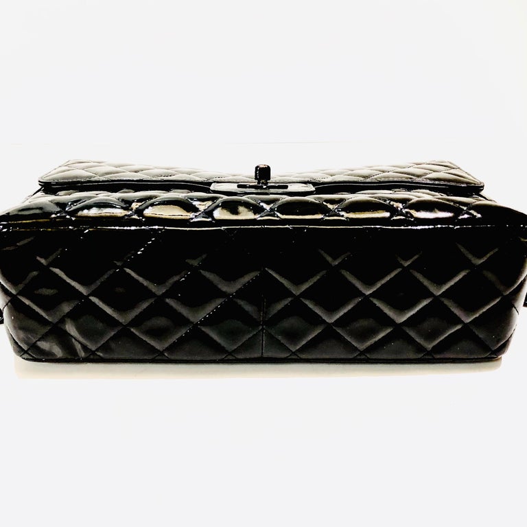 Vintage 90s Chanel Black Patent Leather Shoulder Flap Bag  For Sale 4