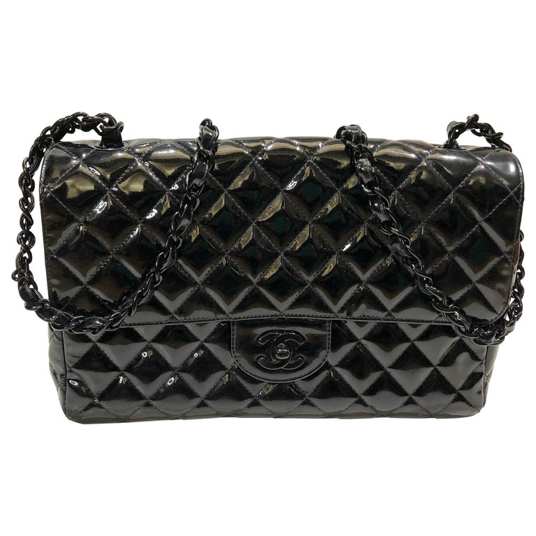 Chanel 28cm Black Quilted Patent Leather  CC Turn Lock Shoulder Flap Bag  For Sale at 1stDibs