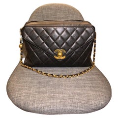Vintage 90s Chanel Caviar Black Quilted Maxi Jumbo Envelope Flap Shoulder Bag 