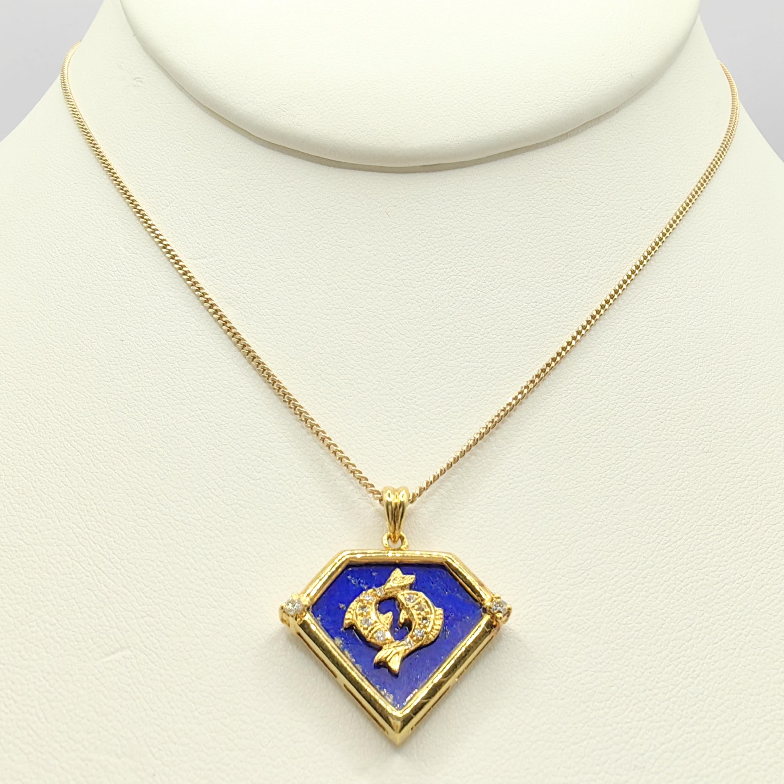 Women's or Men's Vintage 90's Pisces Blue Lapis Diamond Necklace Pendant in 20K Yellow Gold