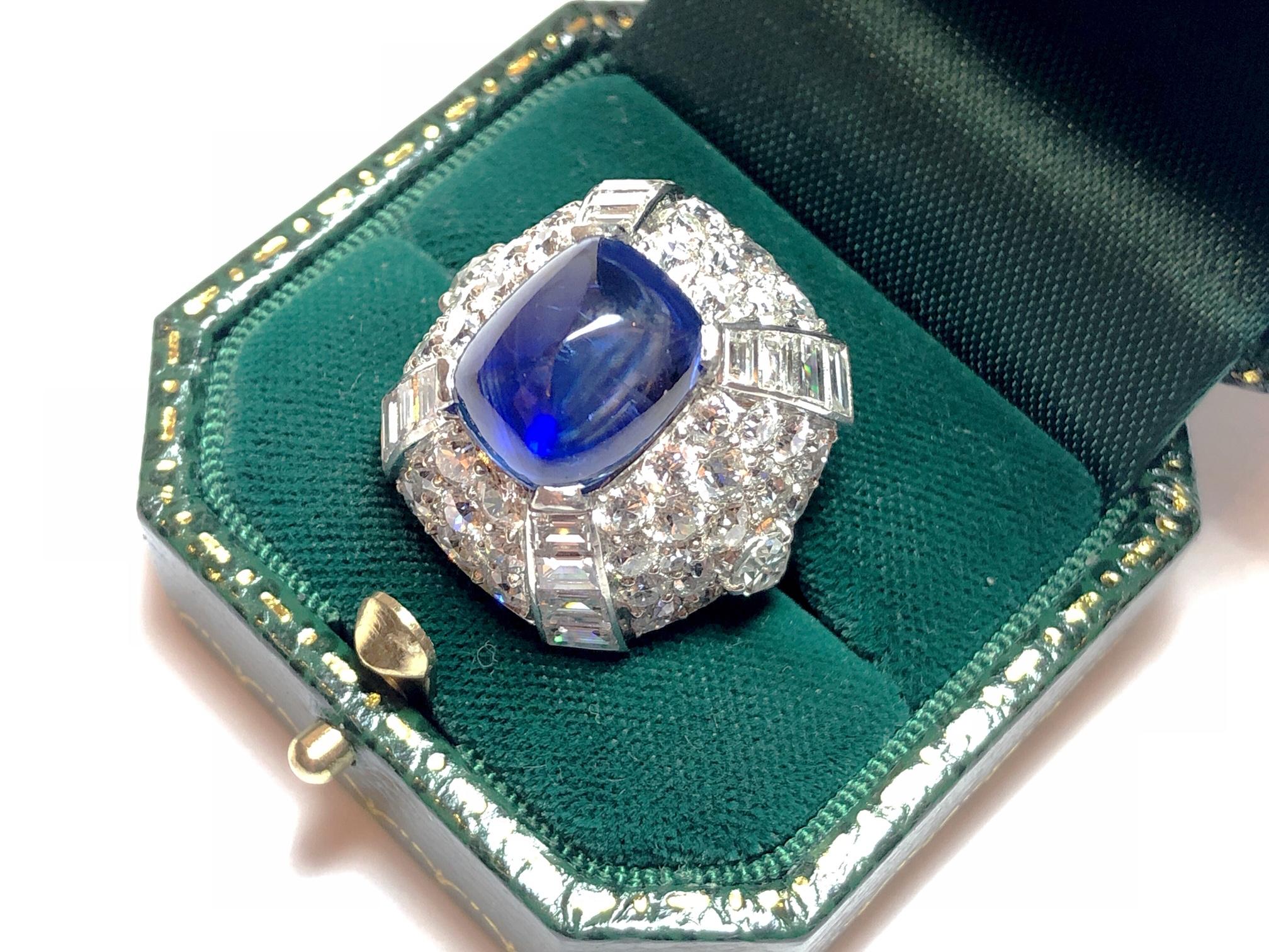 Women's Vintage 9.10 Carat Sapphire, Diamond and Platinum Bombe Ring, circa 1960