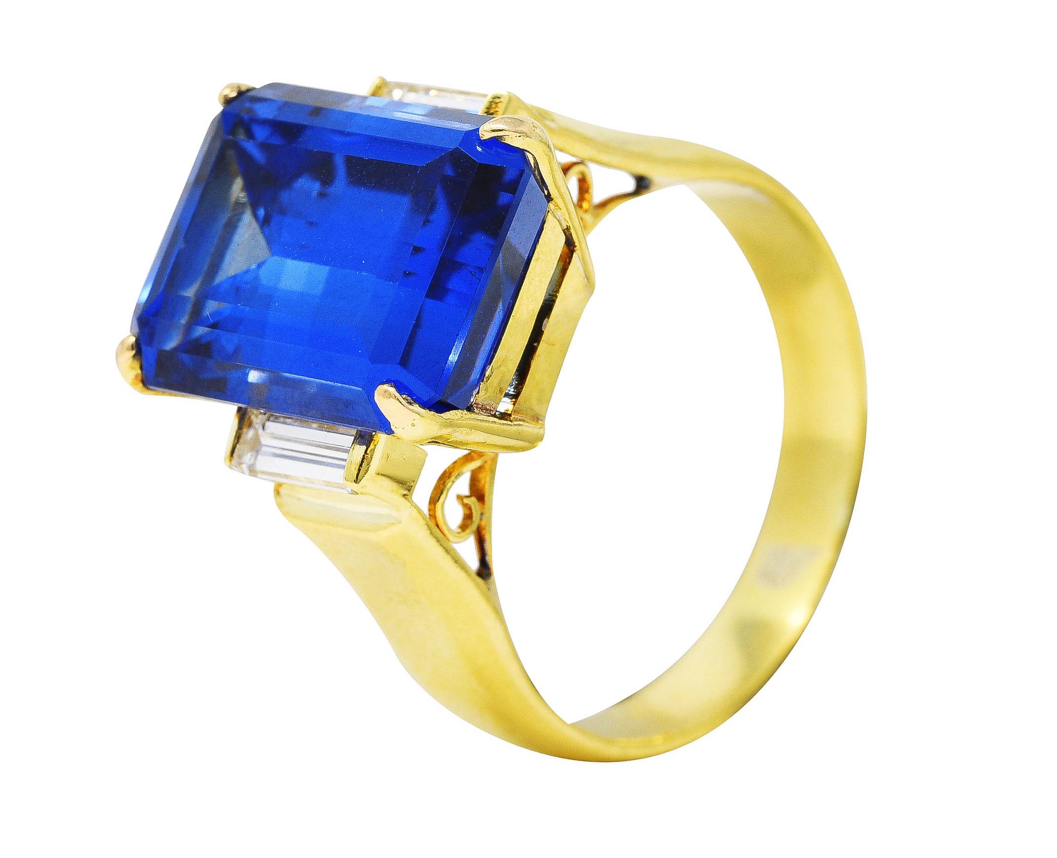 Vintage 9.10 Carats Tanzanite Diamond 18 Karat Yellow Gold Gemstone Ring 3