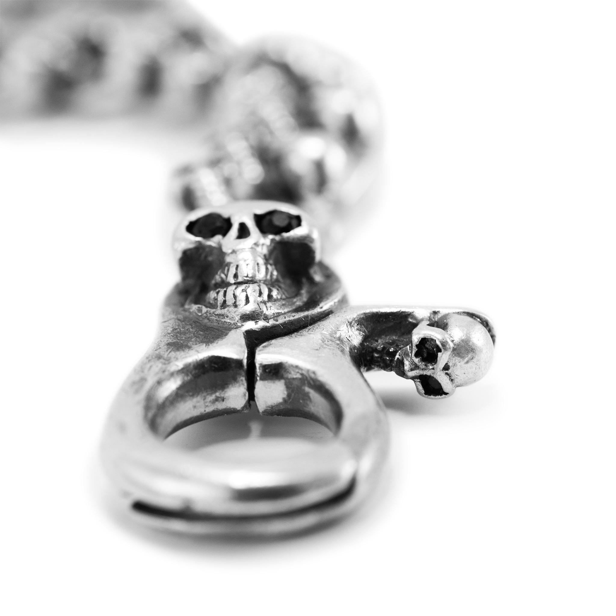 Vintage 925 Sterling Silver Diamond Eyed Black Sapphire Skulls Biker Bracelet 3