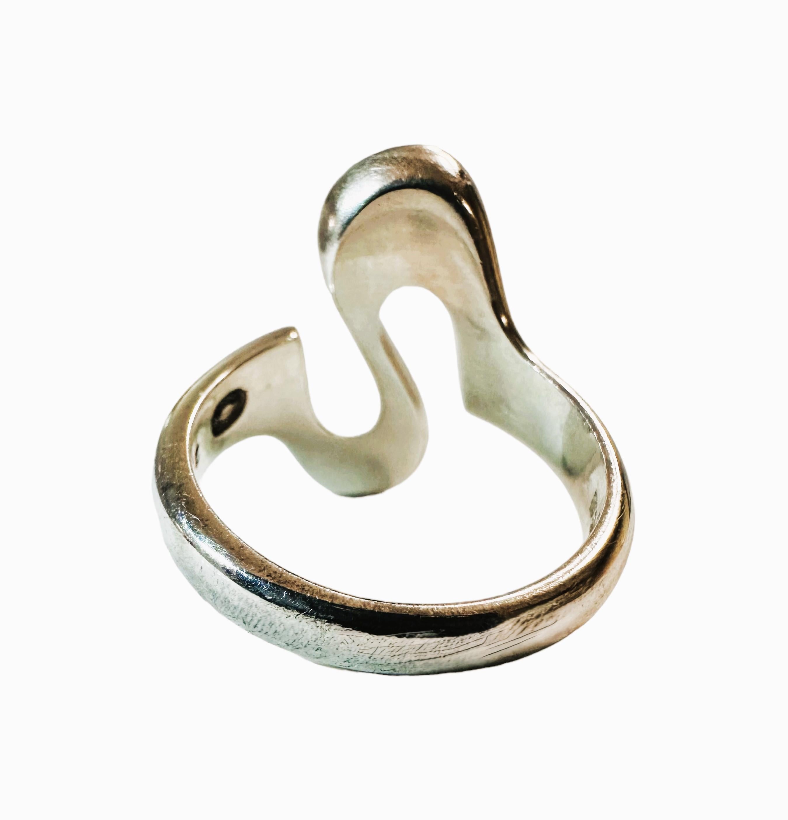 Vintage 925 Sterling Silver MCM Georg Jensen 221 Designer Ring In Good Condition In Eagan, MN