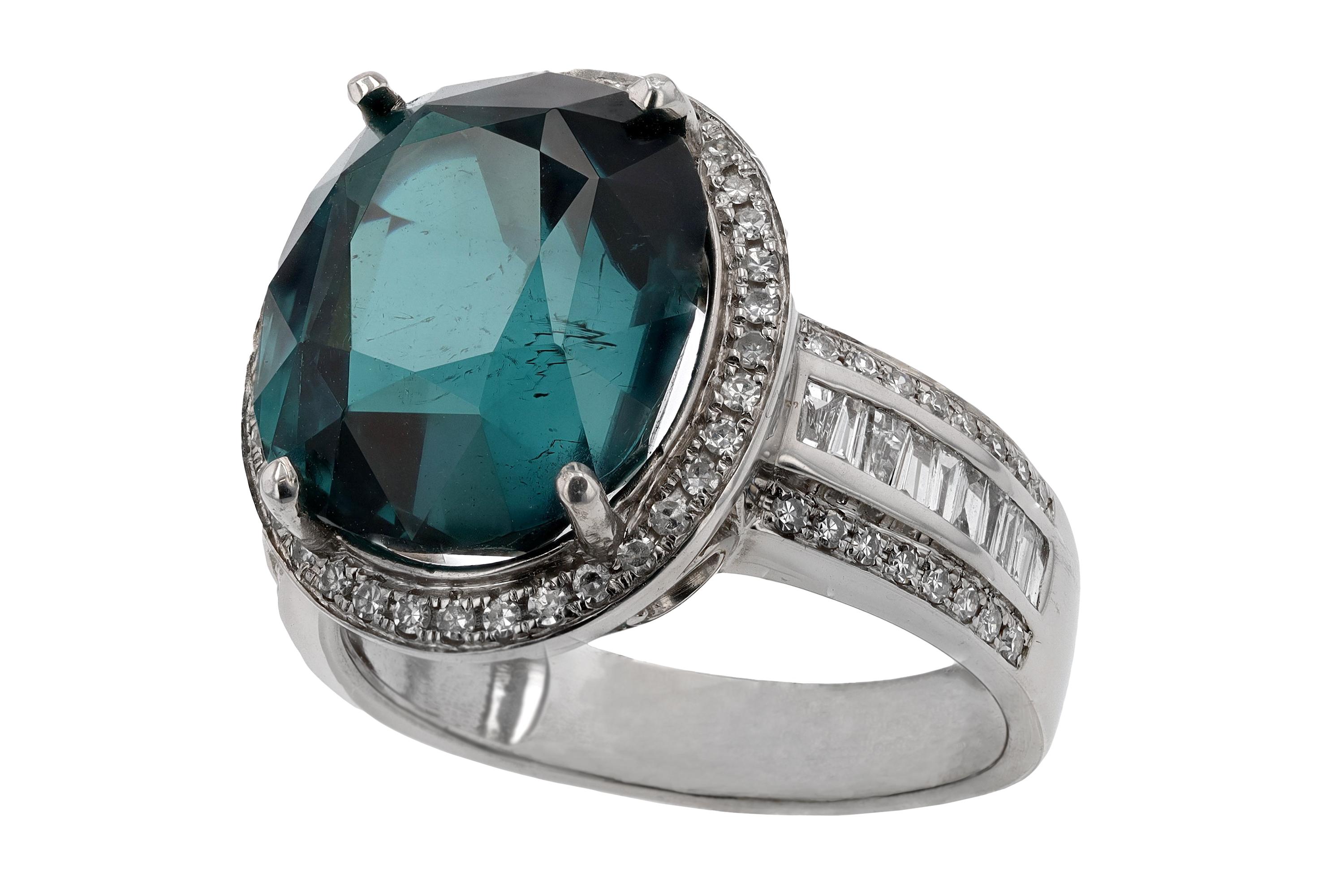  Vintage 9.40 Carat Indicolite Tourmaline and Diamond Cocktail Ring In Excellent Condition For Sale In Santa Barbara, CA