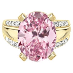 Cocktail-Ring aus 18 Karat Gold mit 9,5 Karat rosa Kunzit und Diamant in geteiltem Schaft 