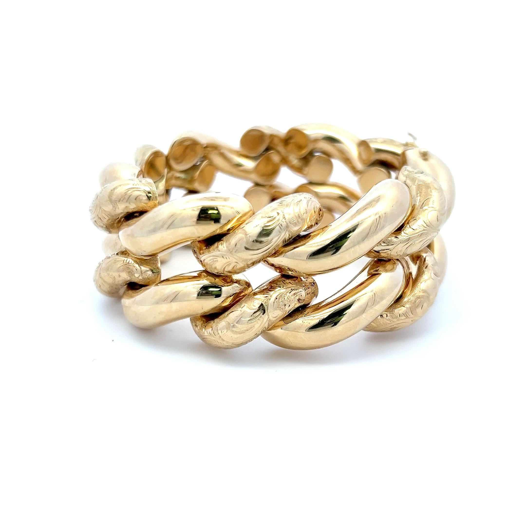 Bracelet vintage gravé à maillons en or jaune 14 carats 95 grammes Pour femmes en vente
