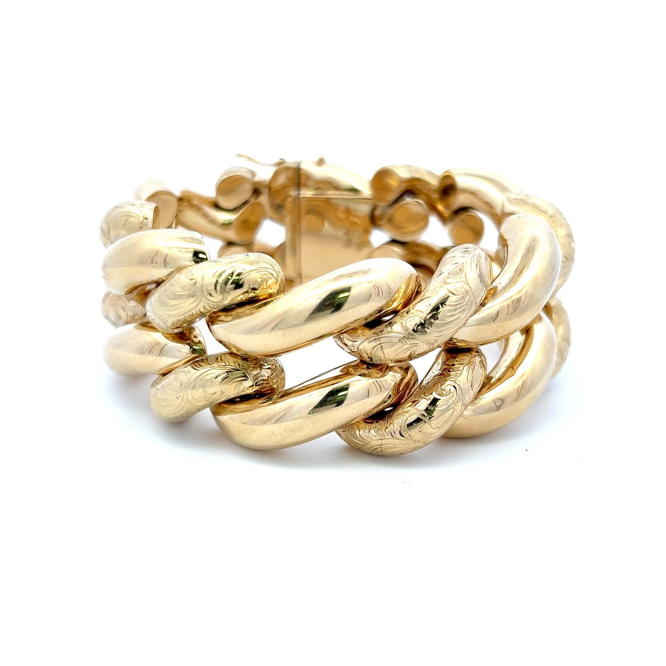 Bracelet vintage gravé à maillons en or jaune 14 carats 95 grammes en vente 1