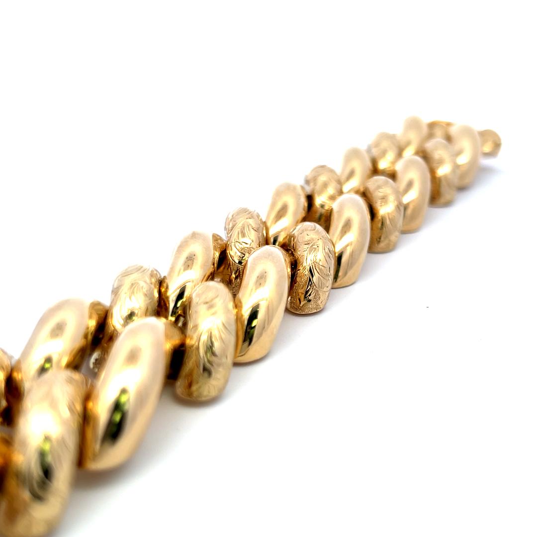 Bracelet vintage gravé à maillons en or jaune 14 carats 95 grammes en vente 5