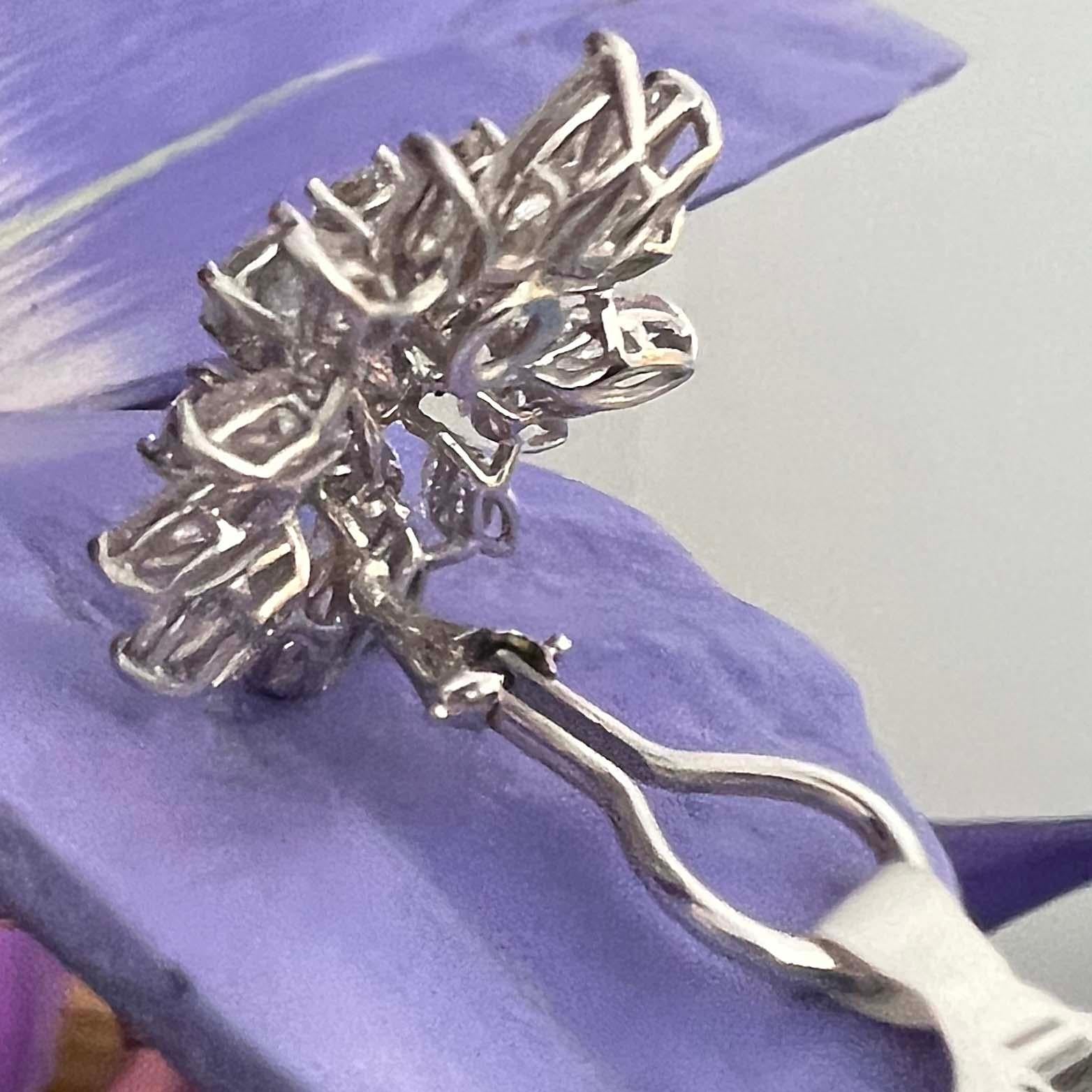Women's Retro Cluster Diamond Stud Earrings For Sale