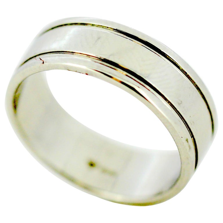 Platinum Wedding Ring Sale - Browse our platinum wedding rings collection and choose a stunning platinum wedding ring for your special day.