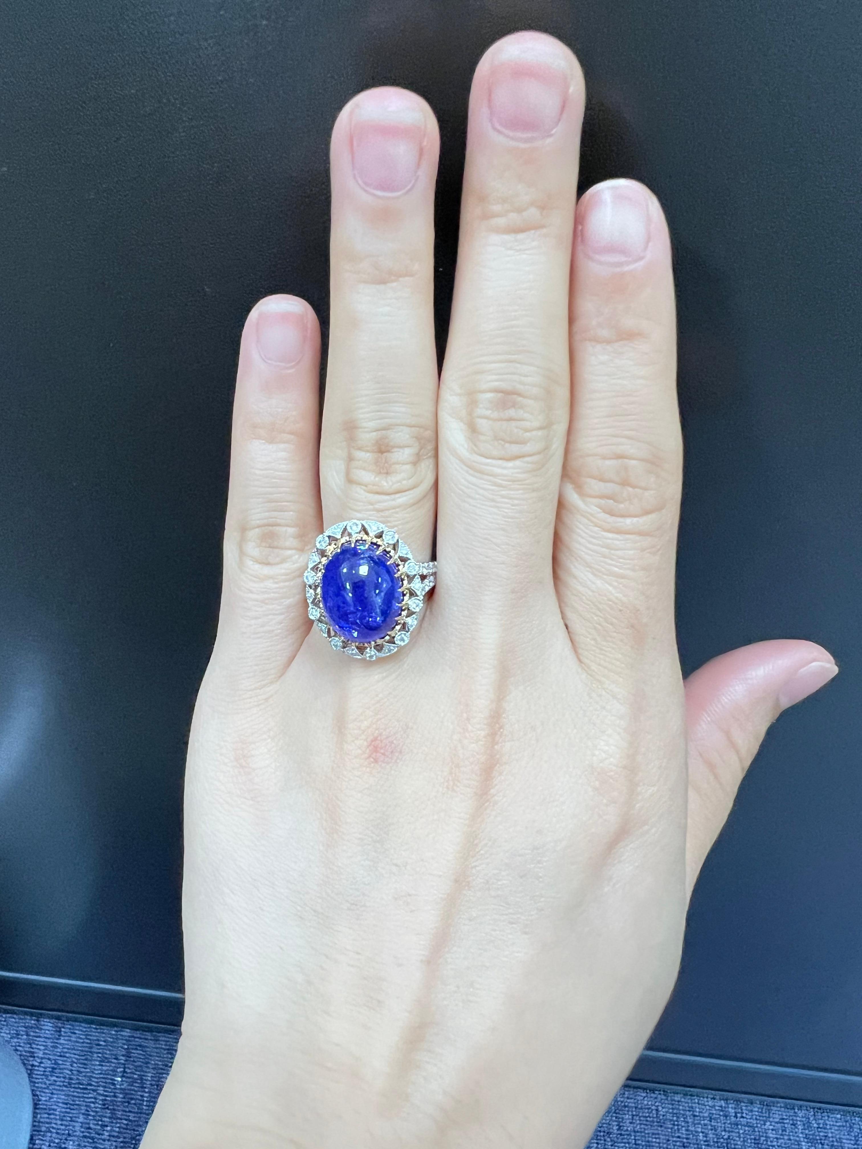 Cabochon Vintage 9.54Ct Tanzanite Diamond Ring in Platinum For Sale