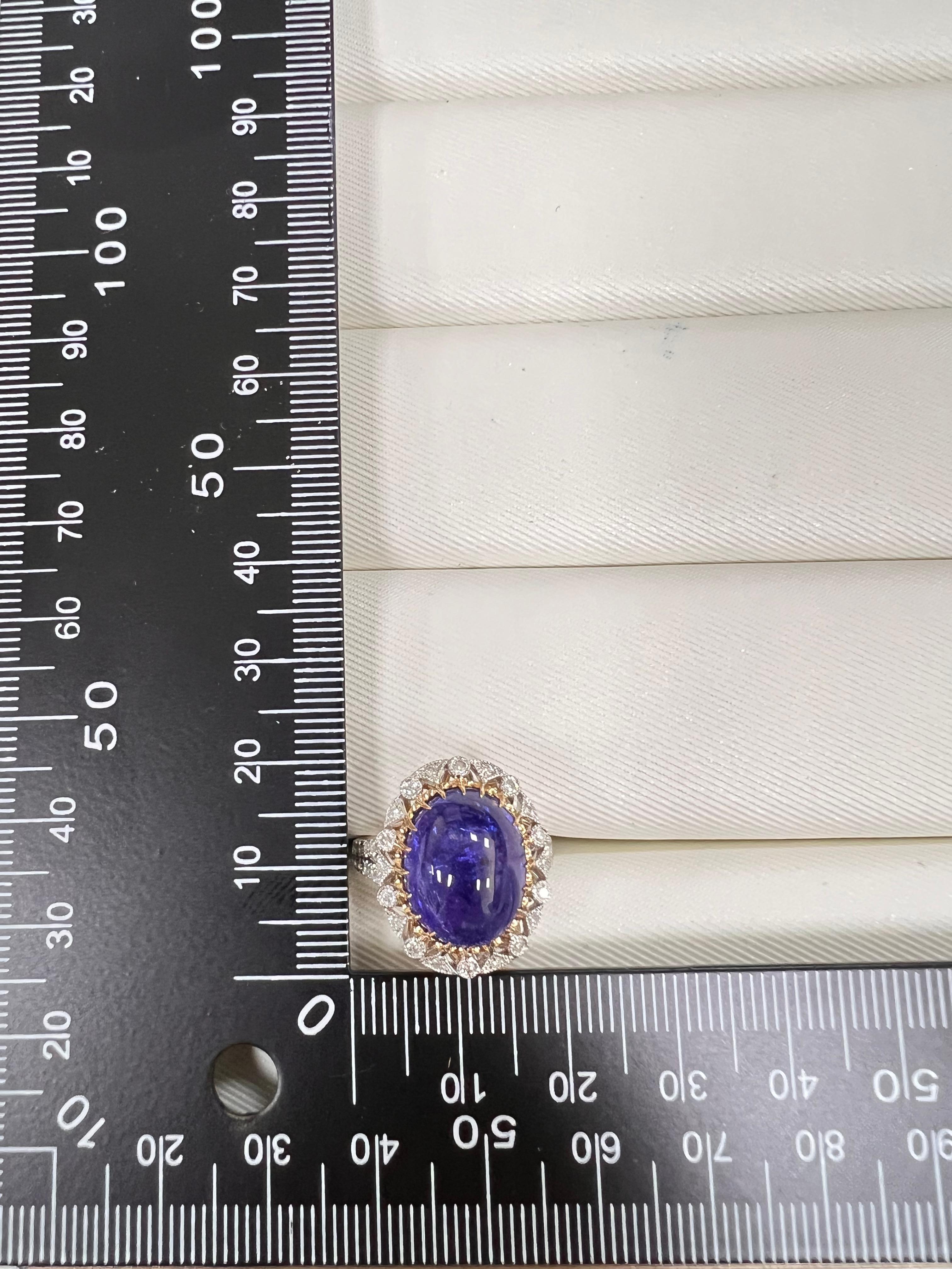 Vintage 9.54Ct Tanzanite Diamond Ring in Platinum In New Condition For Sale In Hong Kong, HK