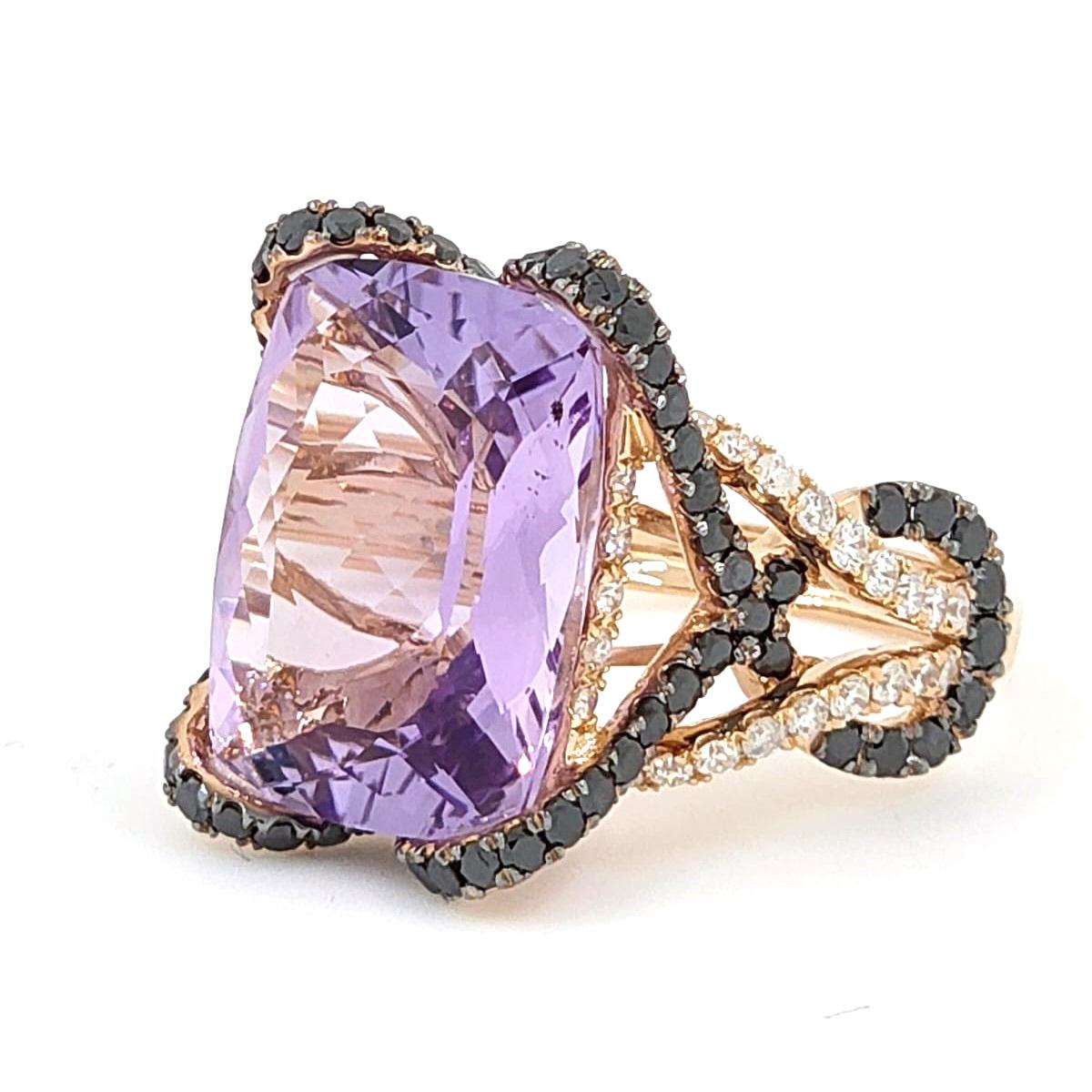 Contemporary Vintage 9.71 Carat Amethyst with White & Black Diamond Ring 18 Karat Rose Gold For Sale