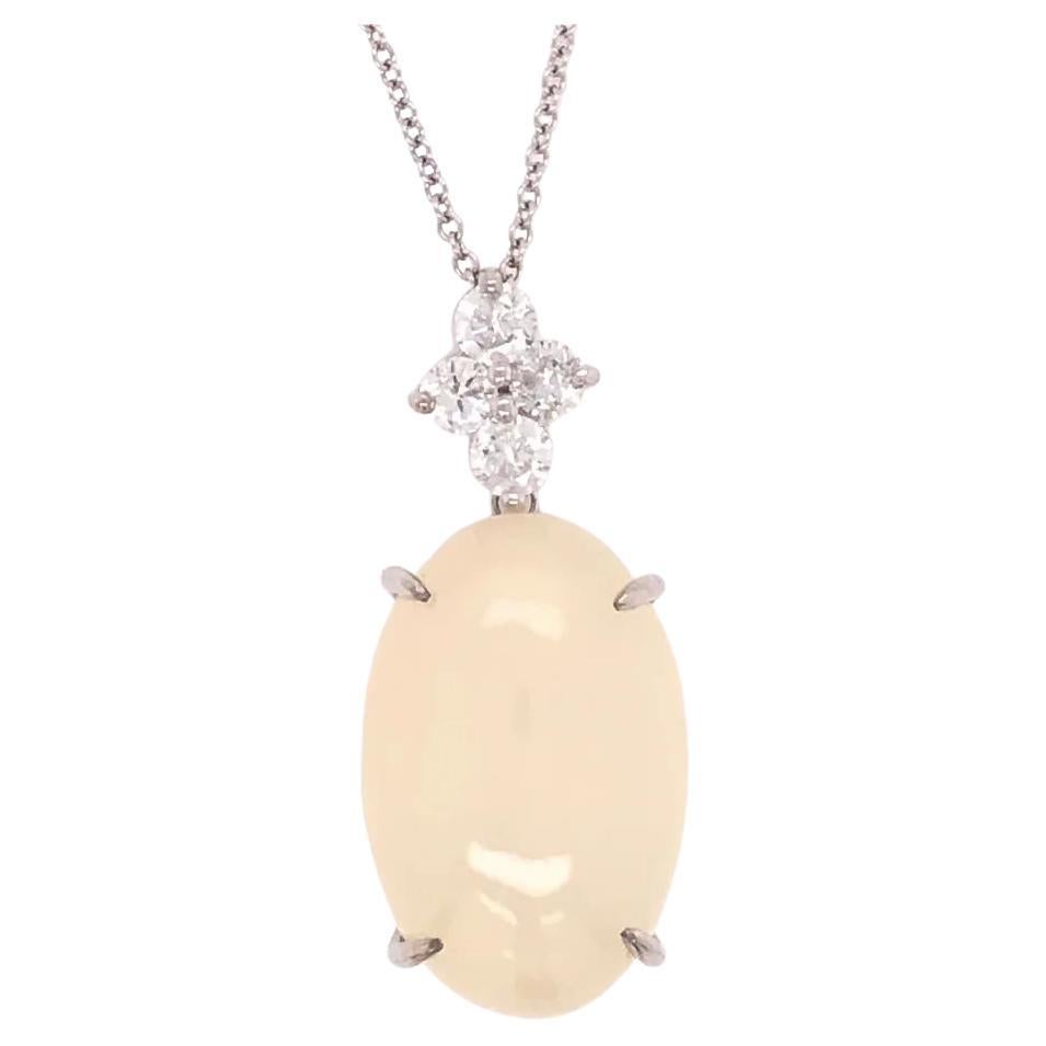 Vintage 9.81 Carat Cabochon Moonstone and Diamond Gold Pendant Necklace For Sale