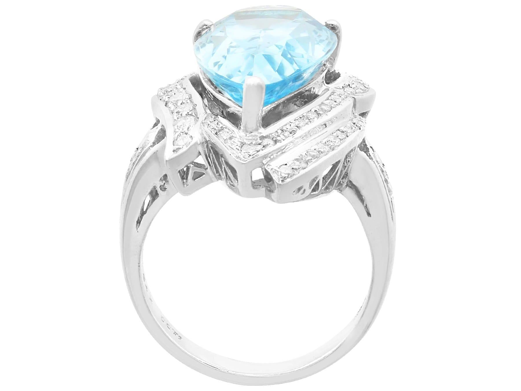 Women's or Men's Vintage 9.93 Carat Aquamarine and 0.62 Carat Diamond Platinum Dress Ring For Sale