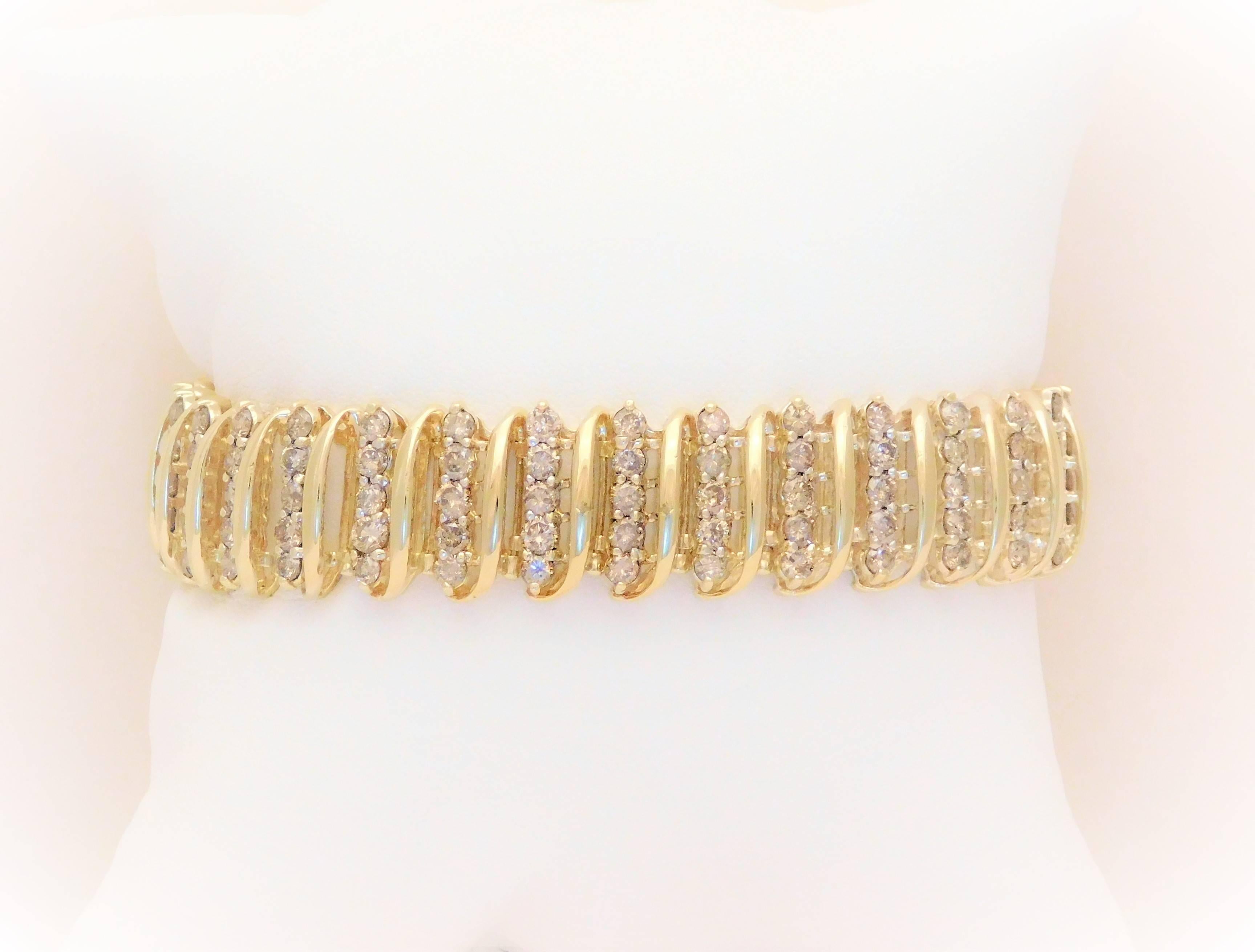 Vintage 9 Carat Champagne Colored Diamond Bracelet In Excellent Condition For Sale In Metairie, LA