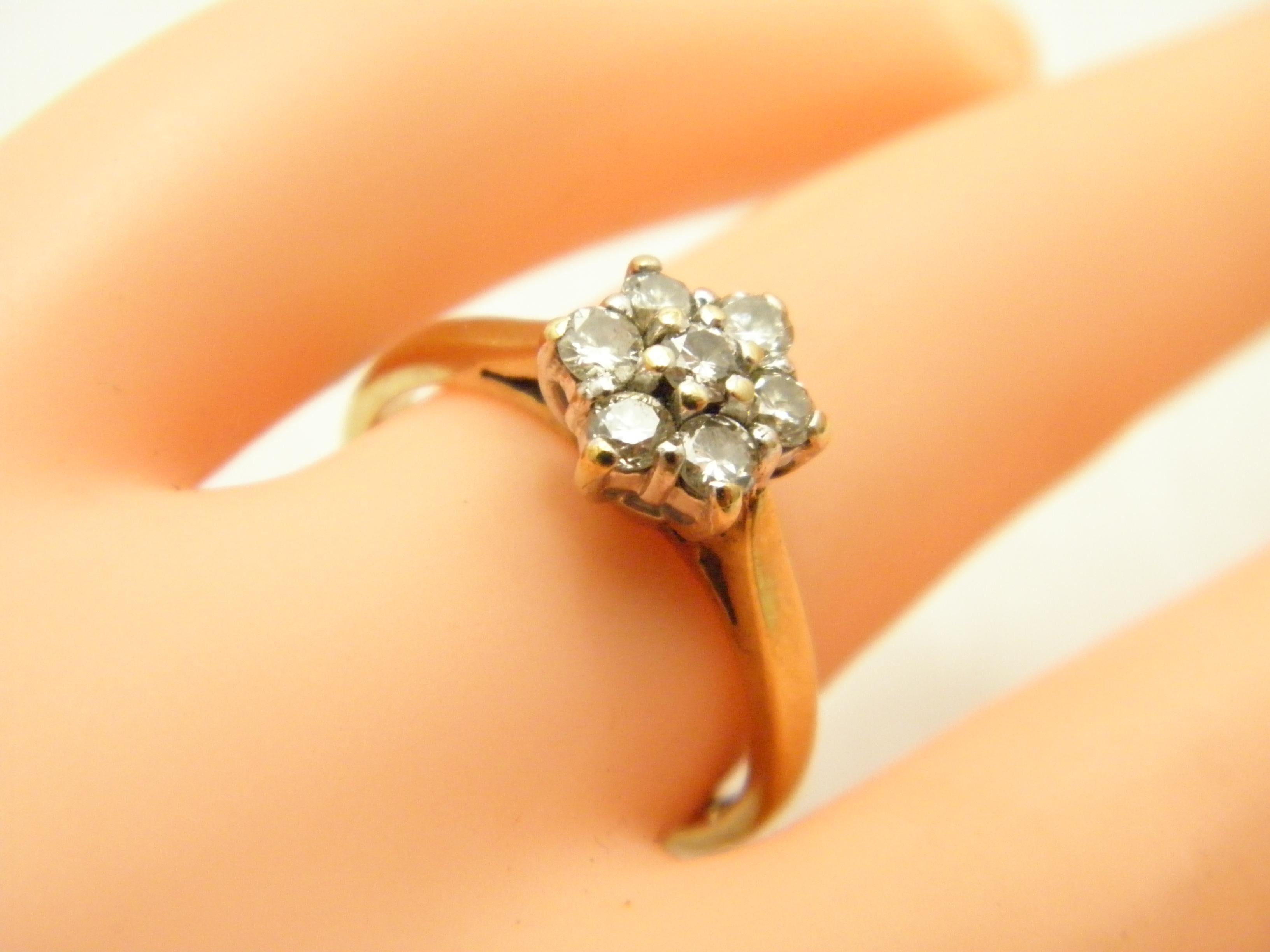 Vintage 9ct Gold 0.5Cttw Diamond Daisy Cluster Engagement Ring Size N 6.75 375 For Sale 1