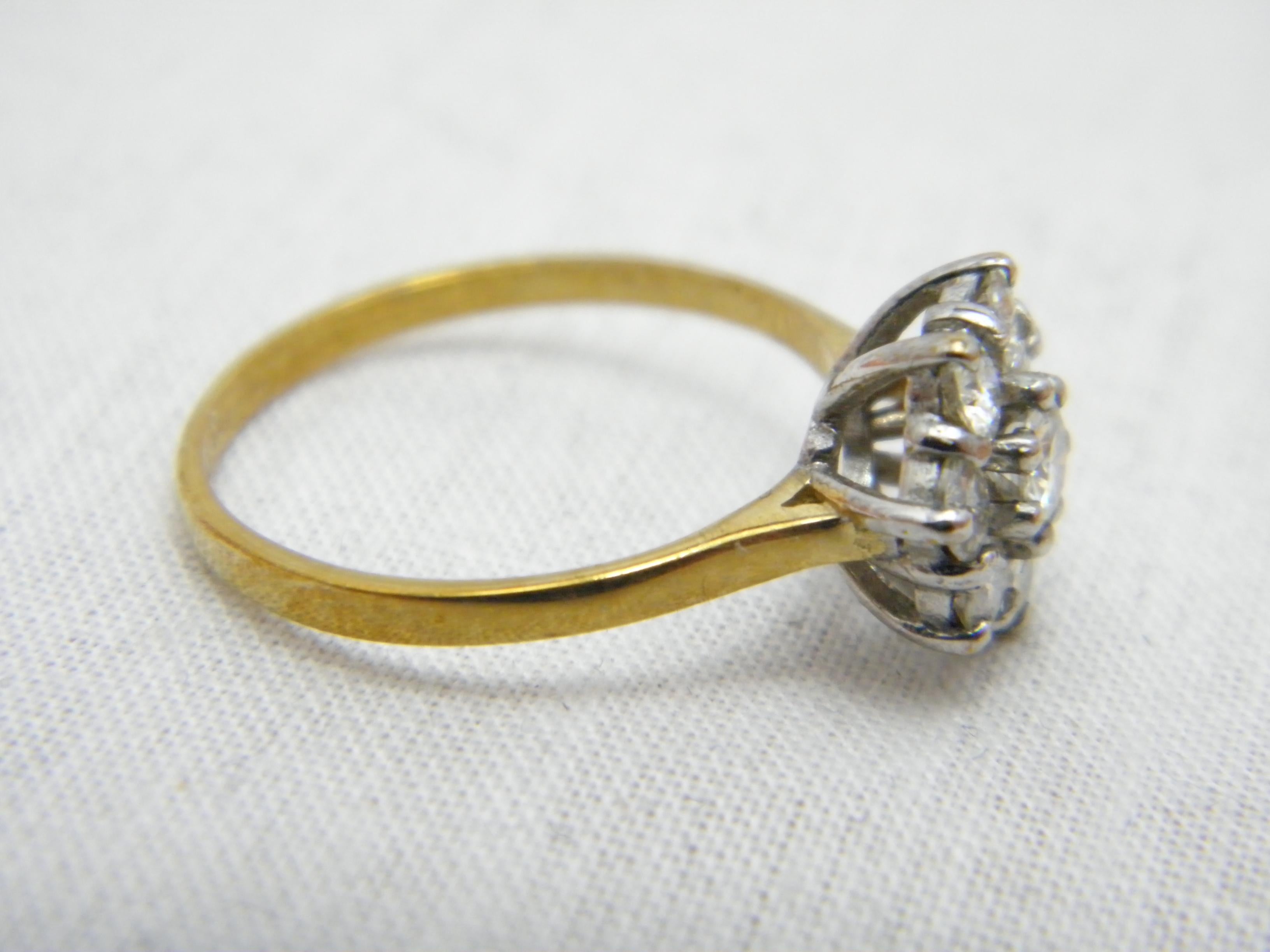 Contemporary Vintage 9ct Gold 1.0Cttw Diamond Daisy Cluster Engagement Ring 375 Size P 7.75 For Sale