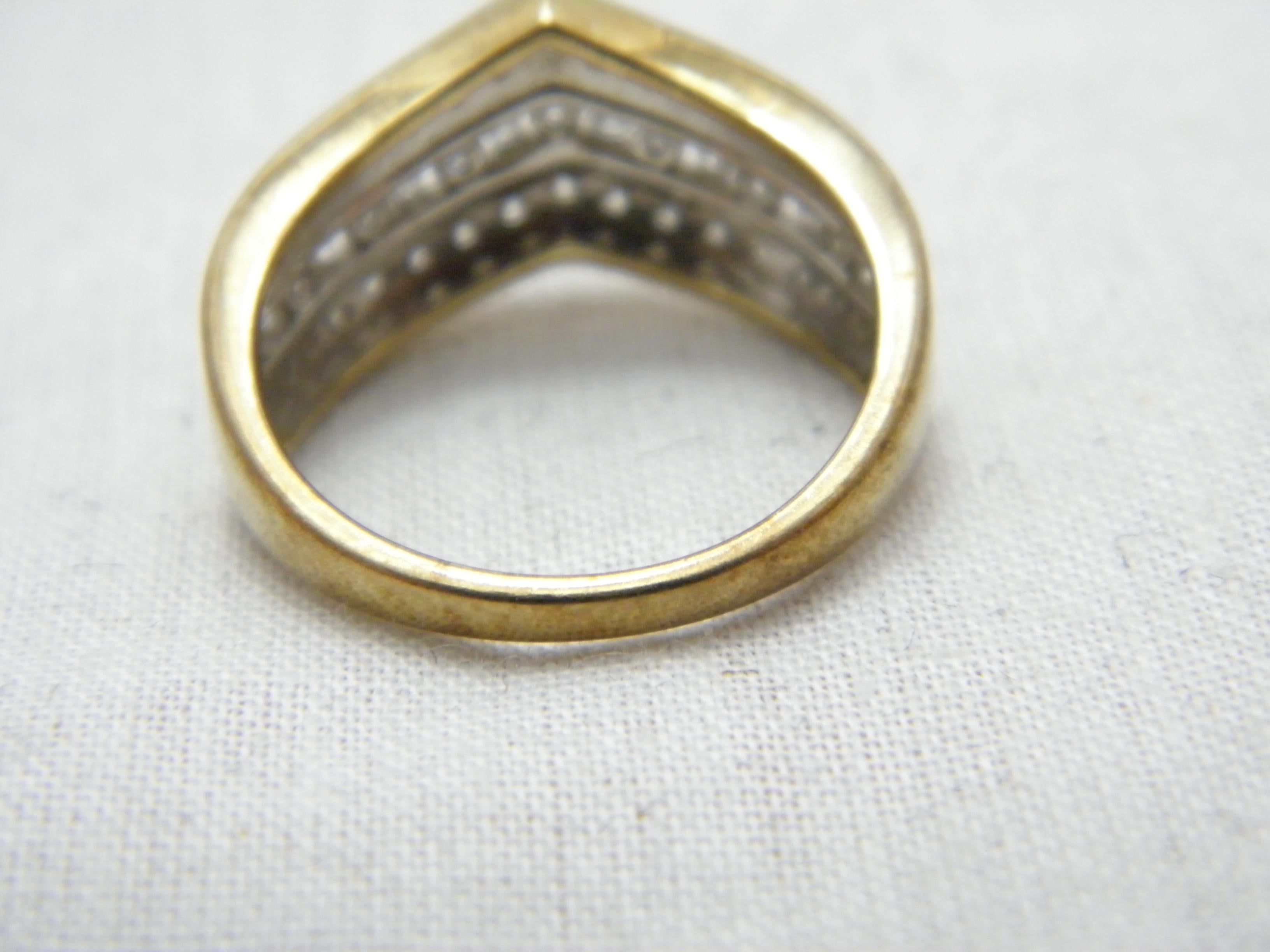 Vintage 9ct Gold 1.25 Cttw Diamond Wishbone Keeper Ring 375 Purity For Sale 3