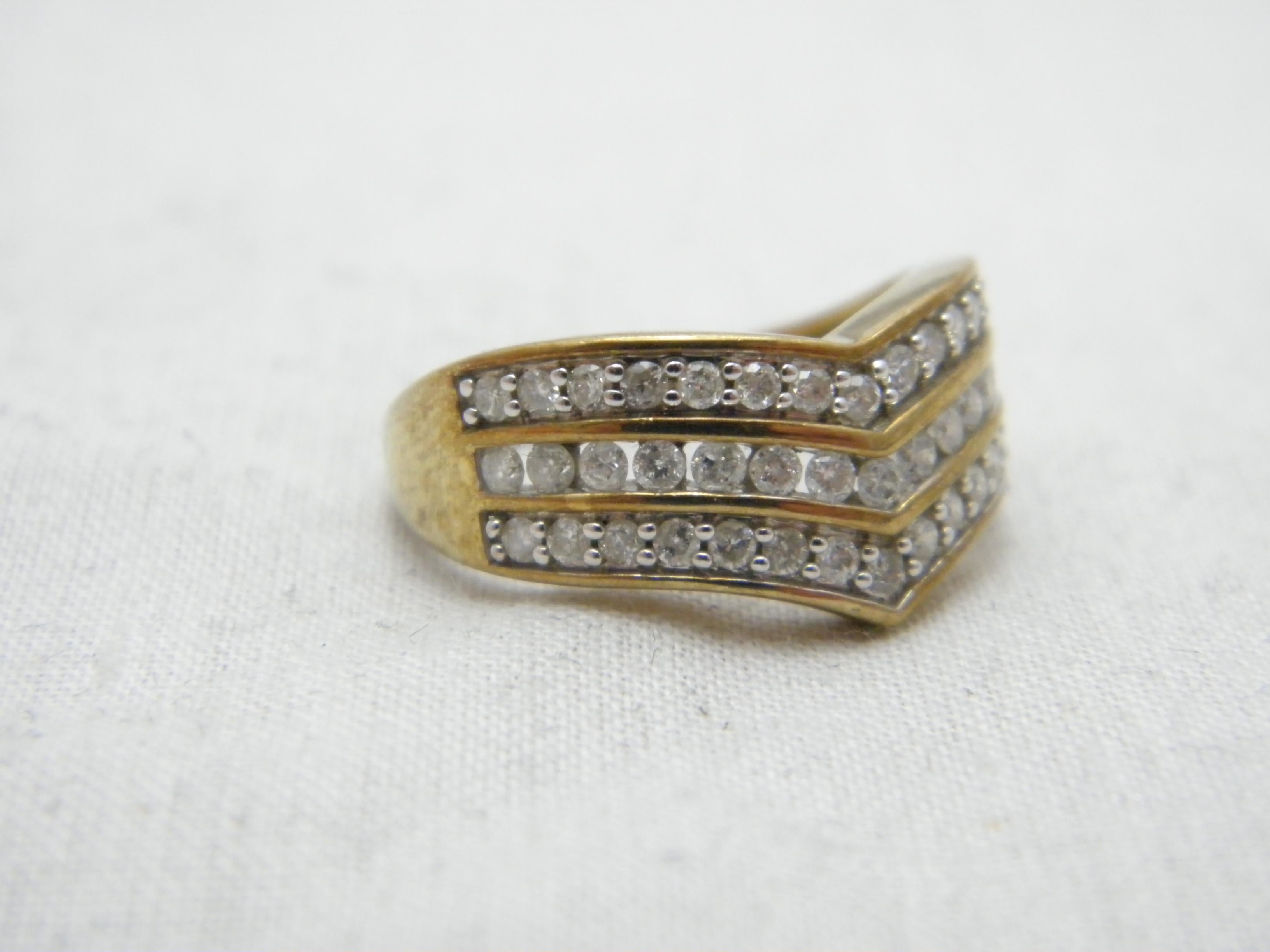 Women's or Men's Vintage 9ct Gold 1.25 Cttw Diamond Wishbone Keeper Ring 375 Purity For Sale