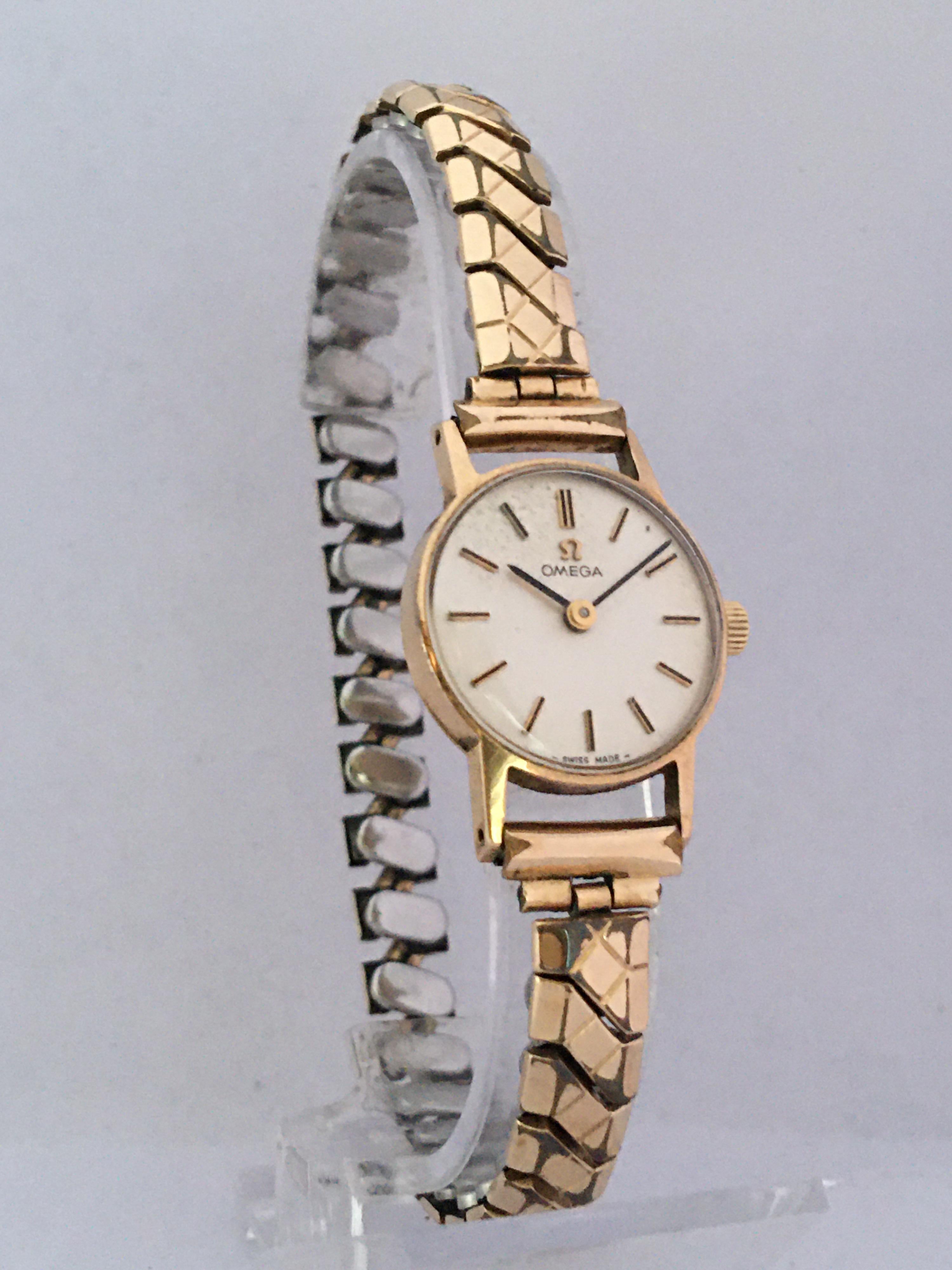 Women's or Men's Vintage 9 Carat Gold 1960s Omega Ladies Mechanical Wristwatch