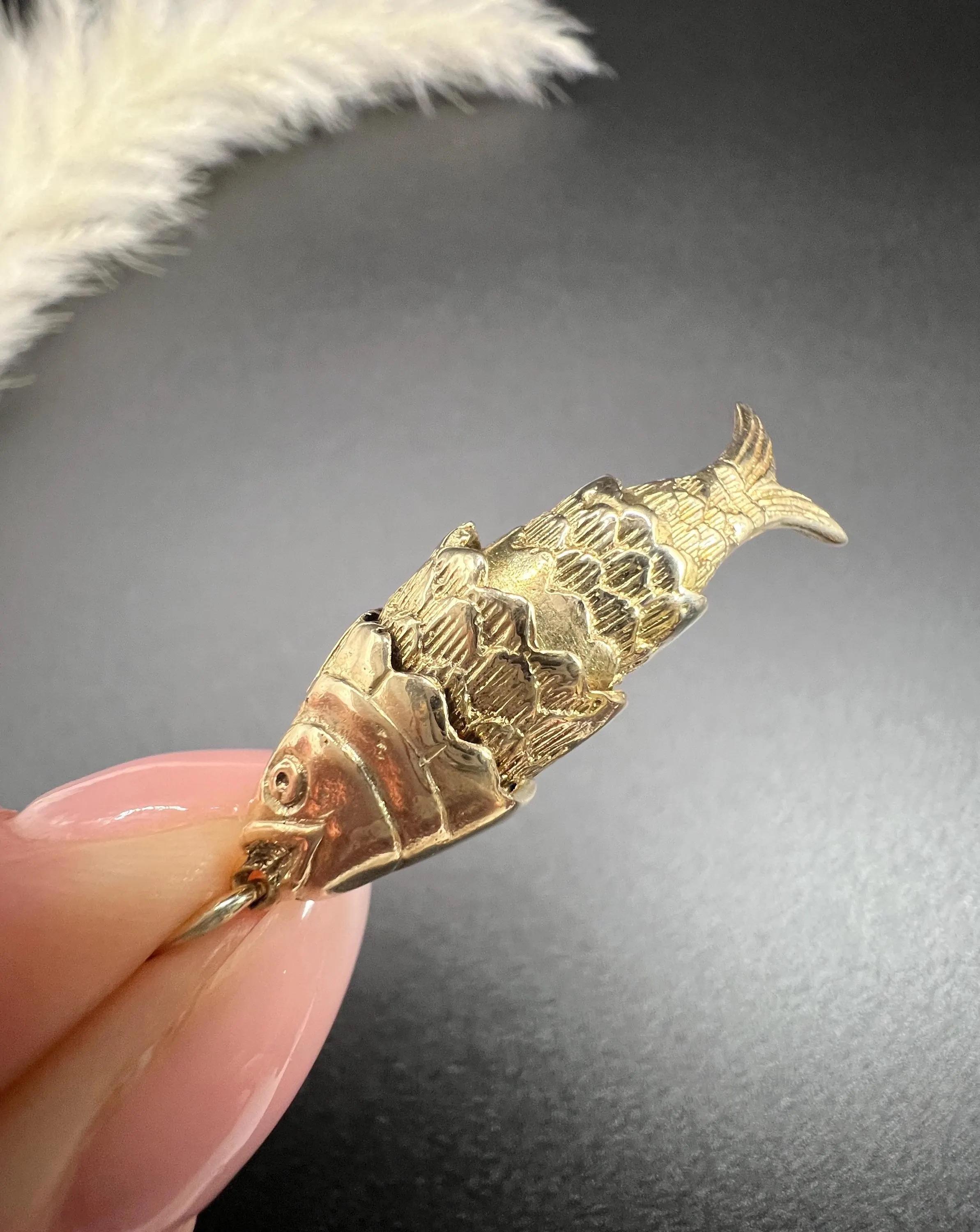 Vintage 9ct Gold, Articulated Lucky Fish Pendant Charm, Hallmarked London 1975 3