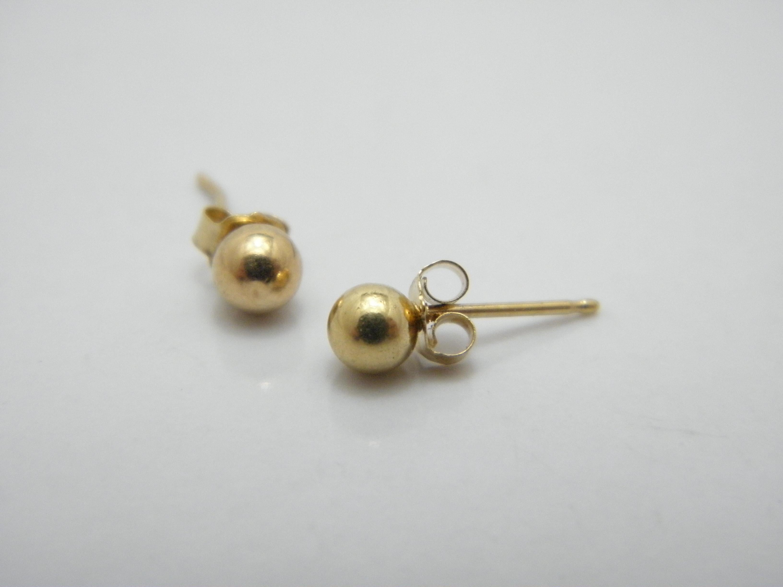 Vintage 9ct Gold Ball Stud Earrings 375 Purity VGC For Sale 1