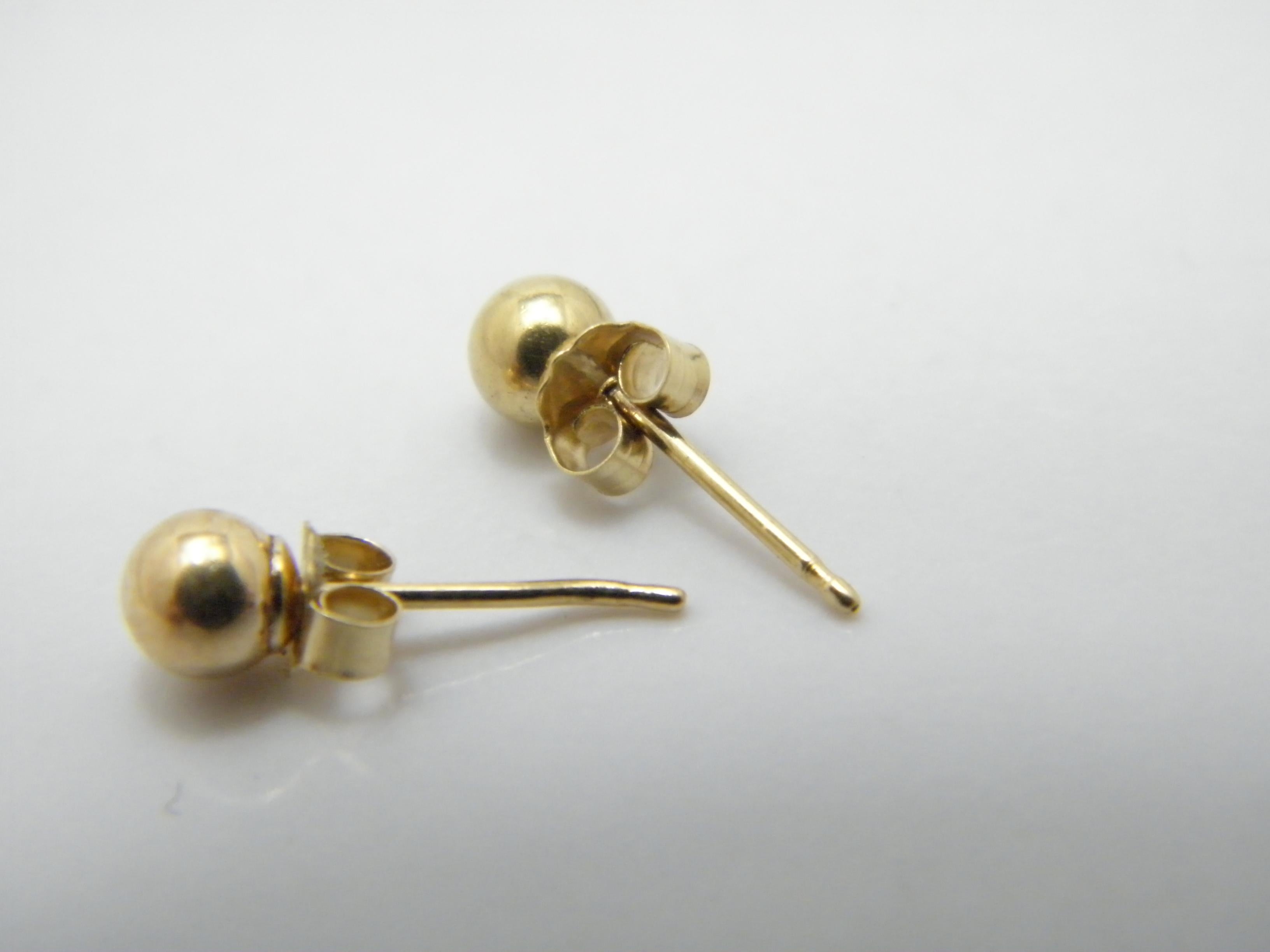 Vintage 9ct Gold Ball Stud Earrings 375 Purity VGC For Sale 4