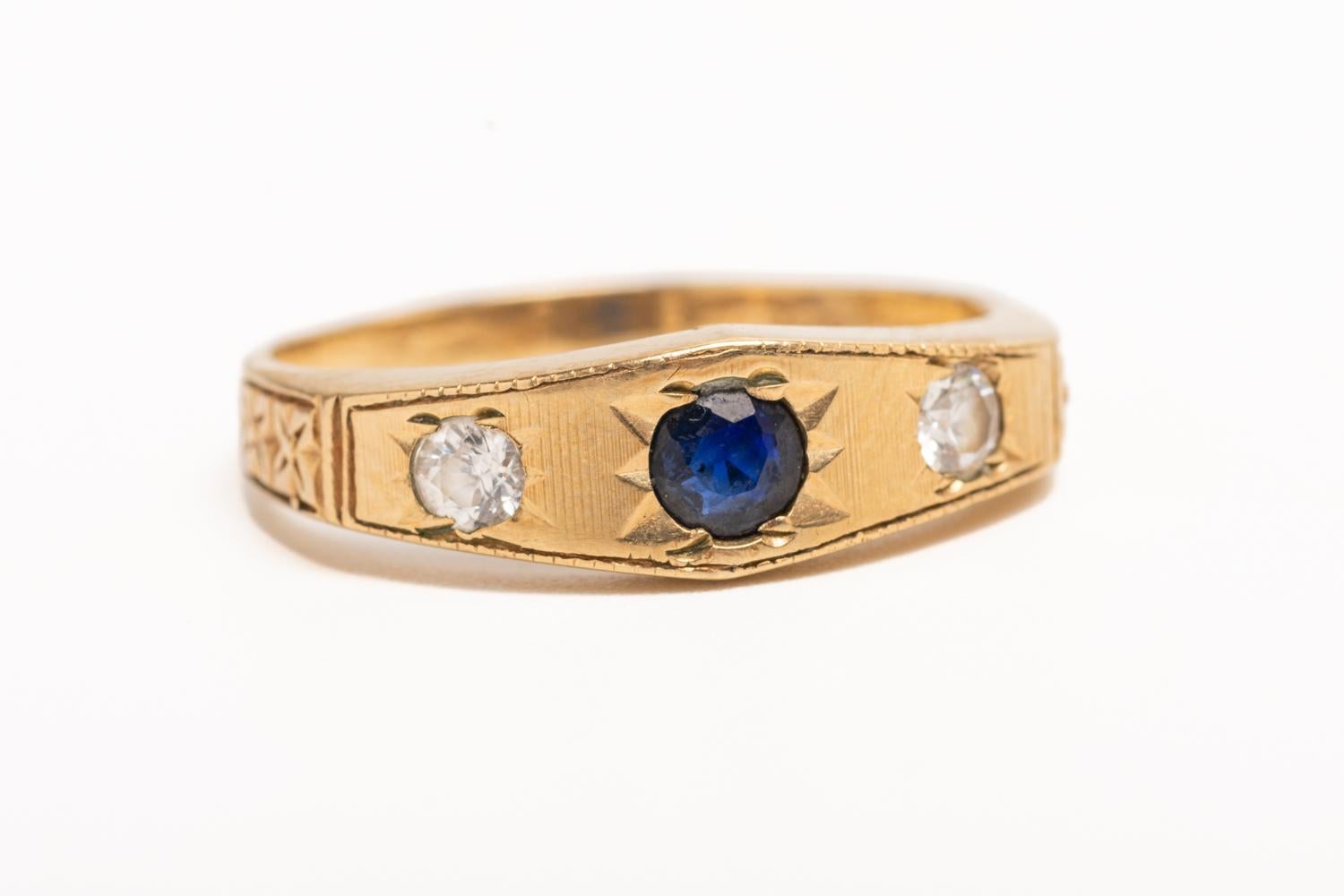 Women's or Men's Vintage 9ct Gold Diamond and Sapphire Ring For Sale