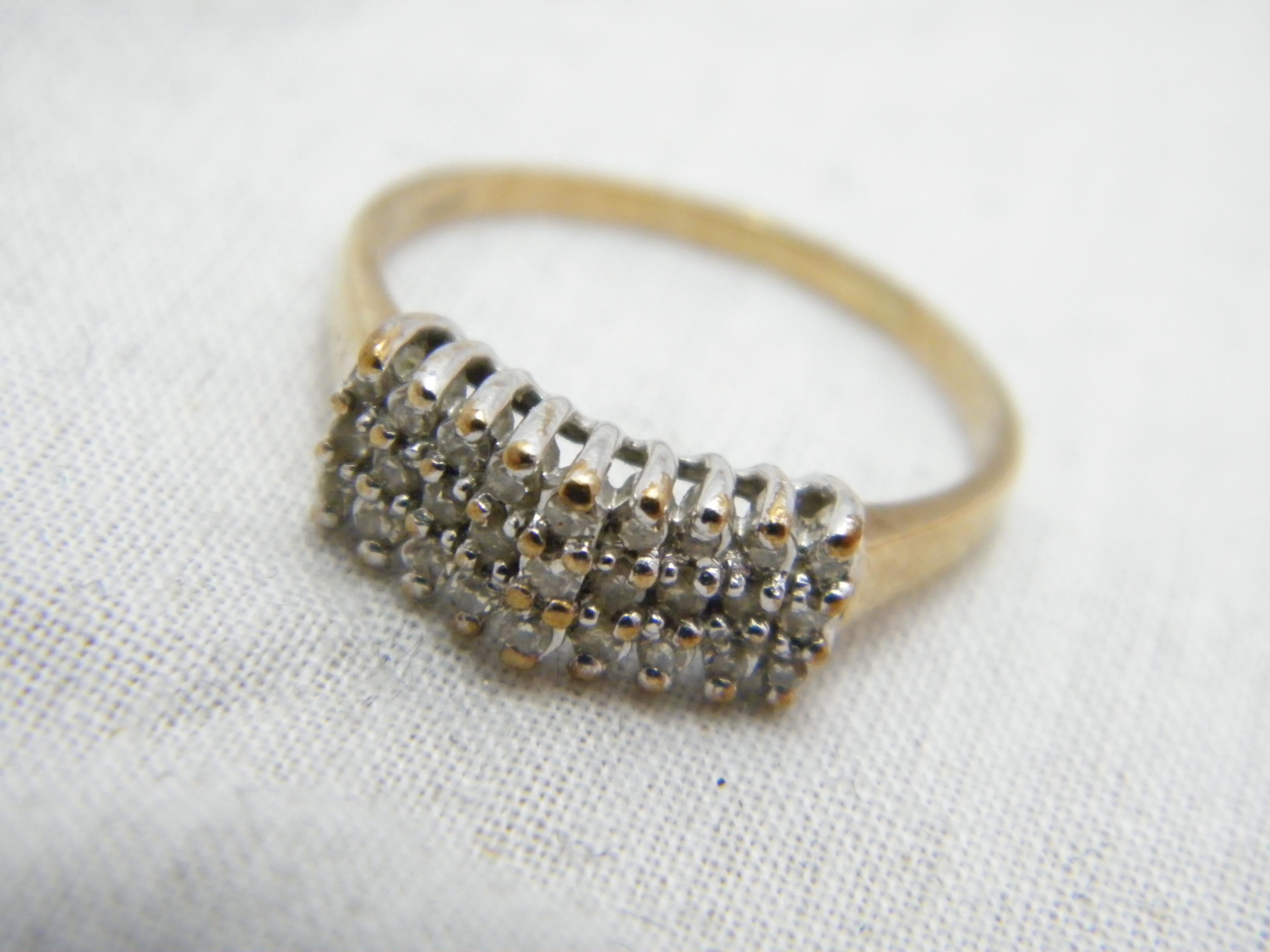 If you have landed on this page then you have an eye for beauty.

On offer is this gorgeous

9CT HEAVY GOLD DIAMOND CLUSTER GALLERIED KEEPER RING

DETAILS
Material: 9ct 375/000 Yellow Gold
This ring has a sturdy shank hence ideal if resizing