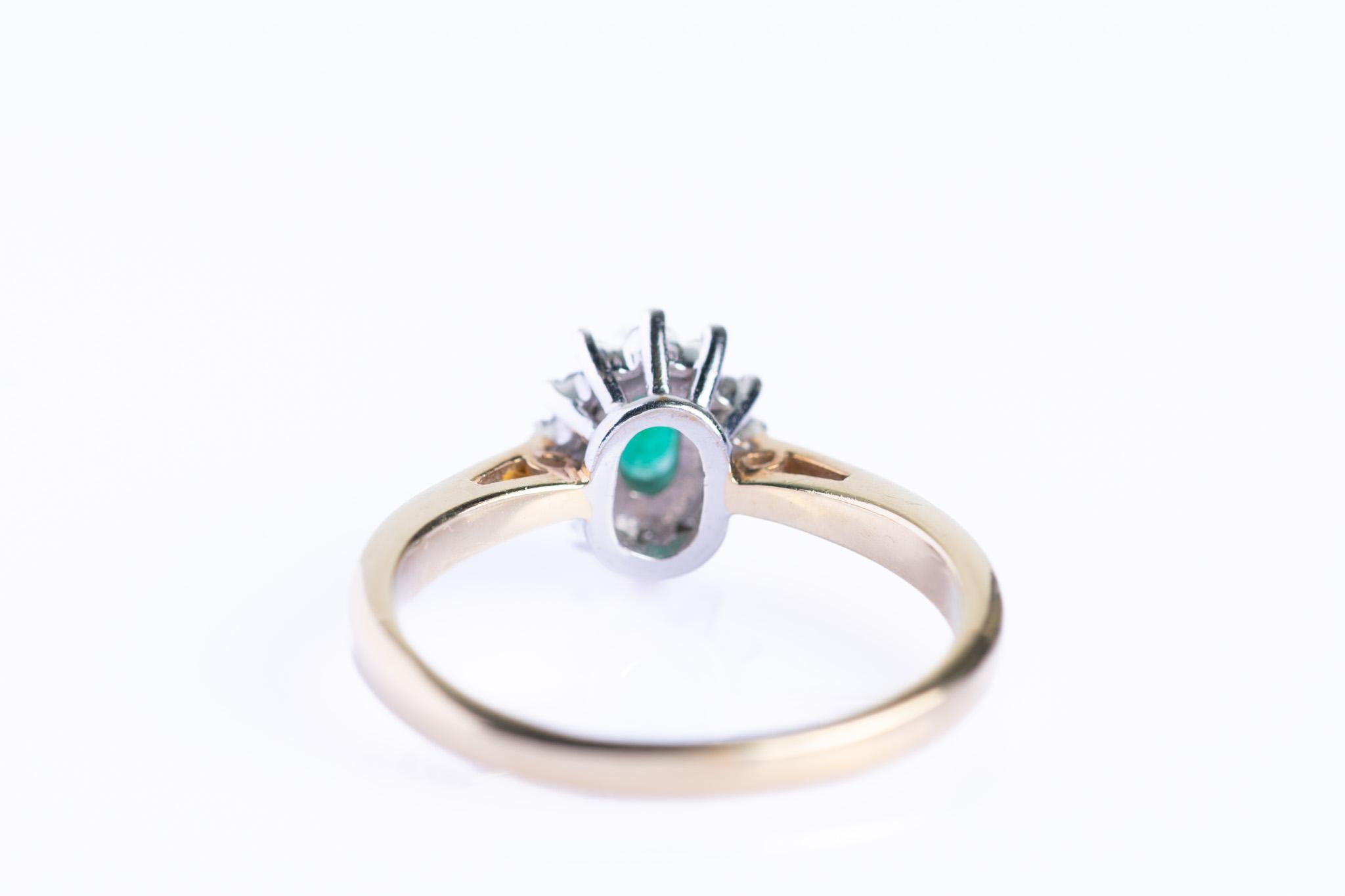 Emerald Cut Vintage 9ct Gold Emerald & Diamond Cluster Ring For Sale