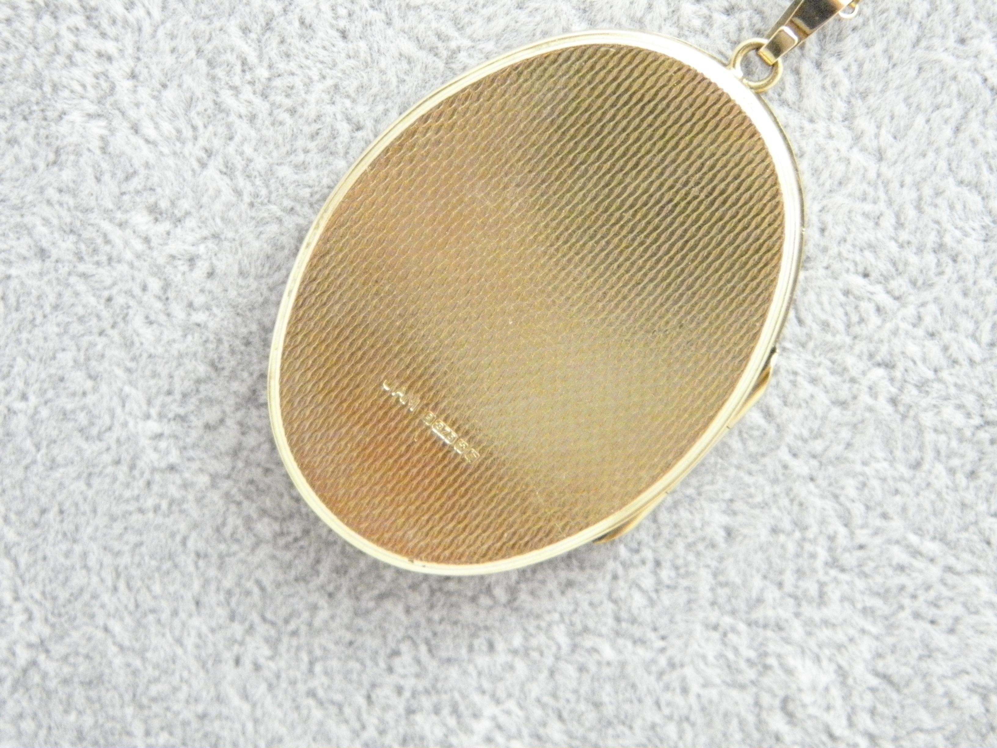 Women's or Men's Vintage 9ct Gold Enormous Floral Locket Pendant Necklace Belcher Chain 20 Inch For Sale